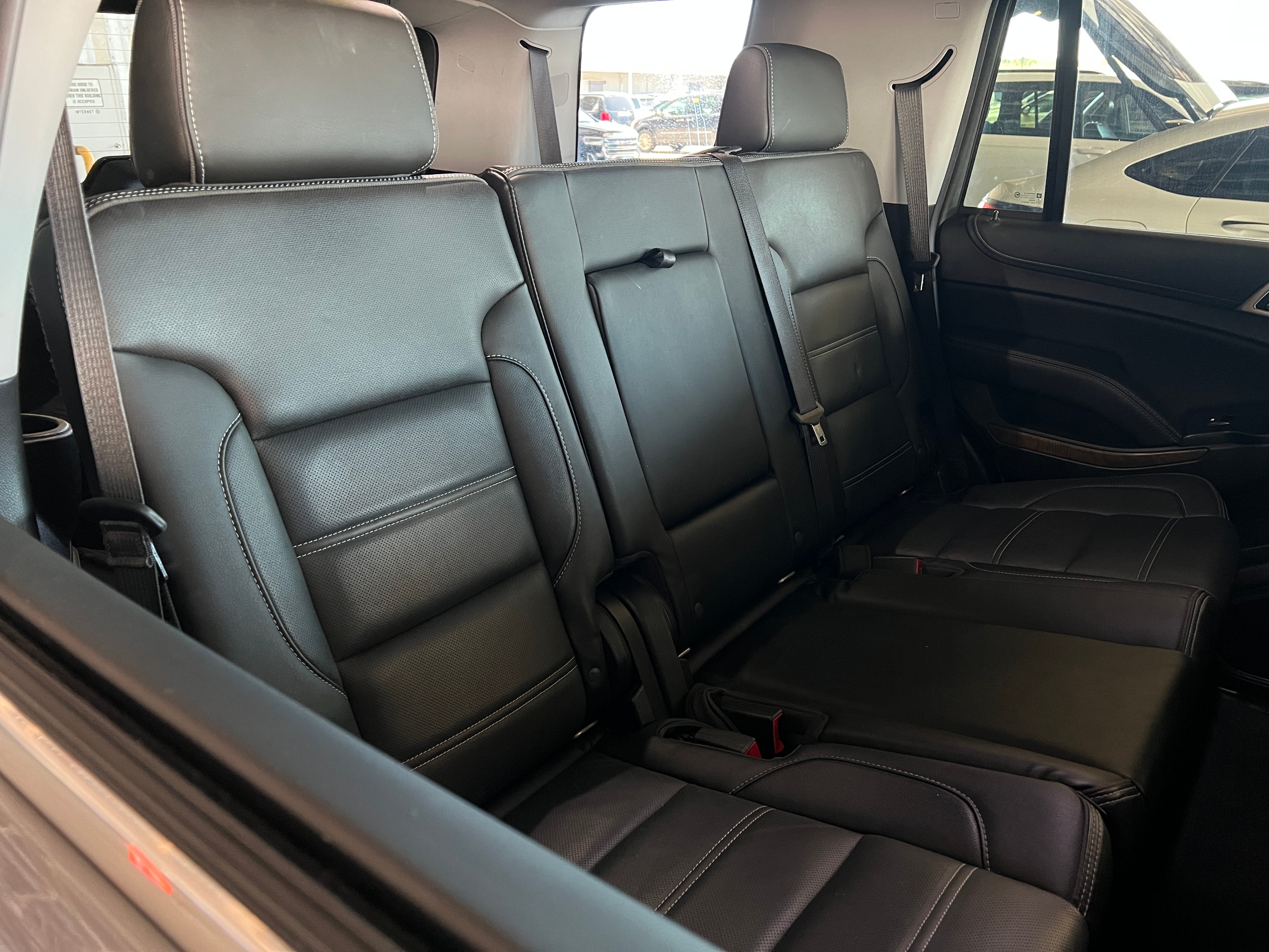 2020 GMC Yukon Denali 5