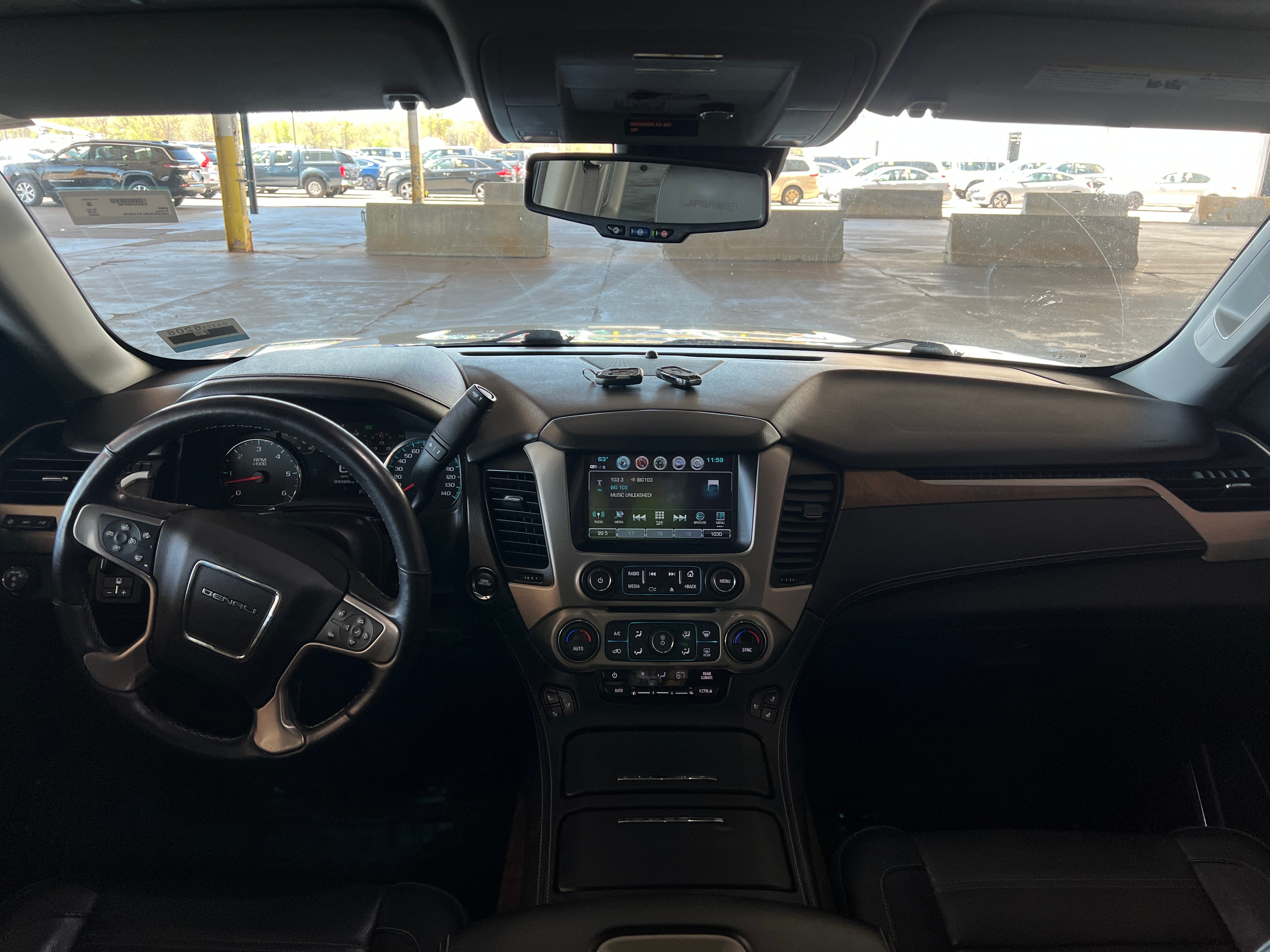 2020 GMC Yukon Denali 2