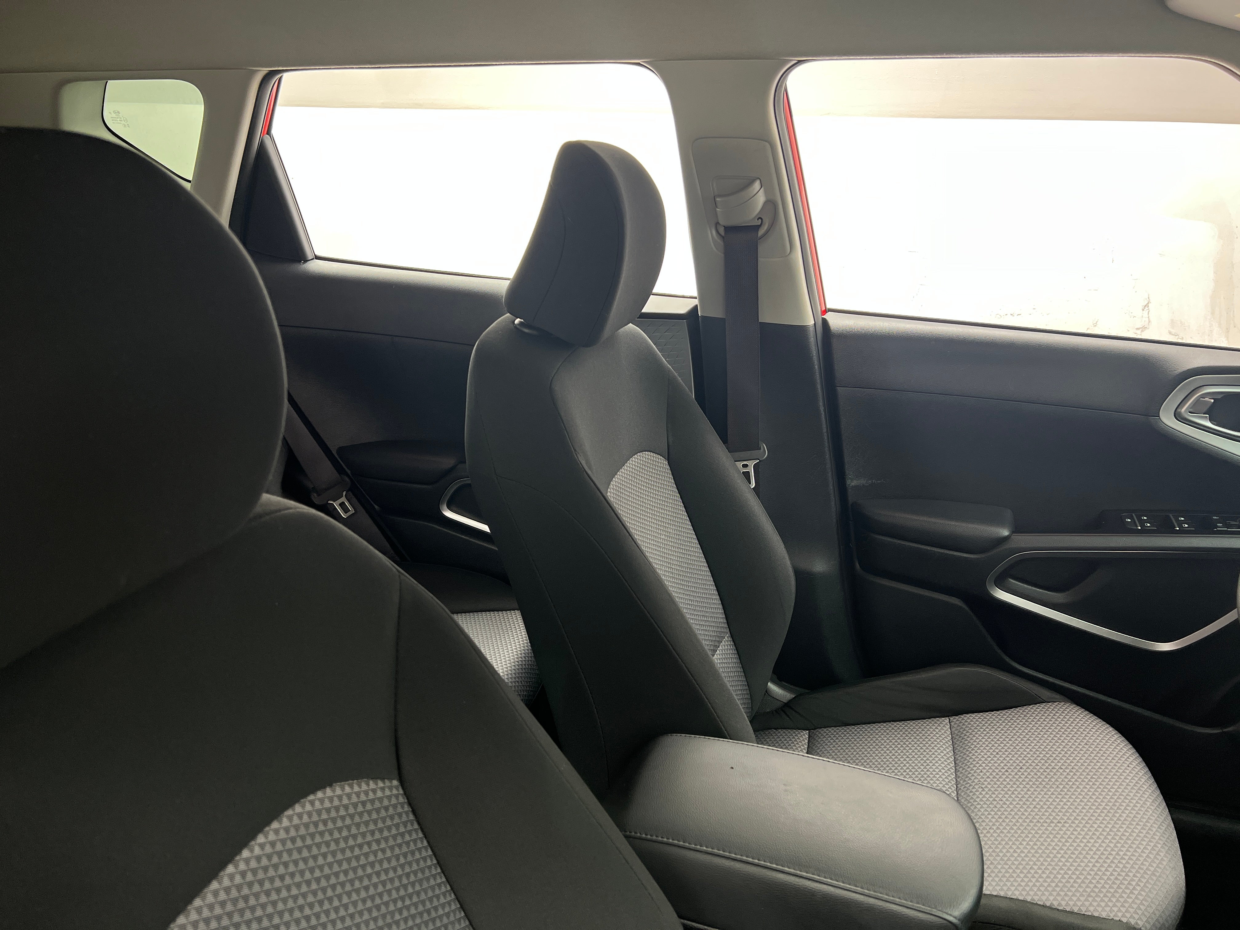 2021 Kia Soul LX 2