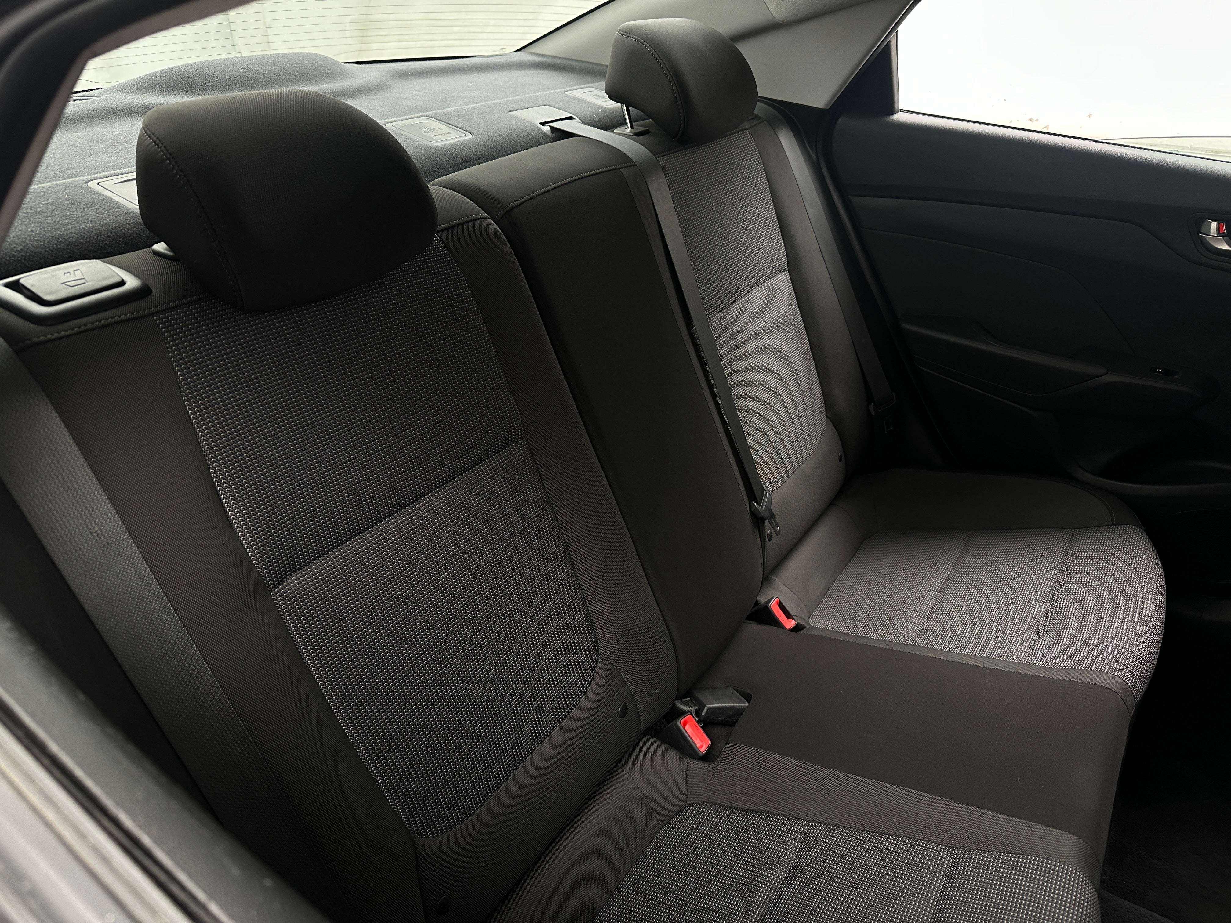 2019 Hyundai Accent SE 6