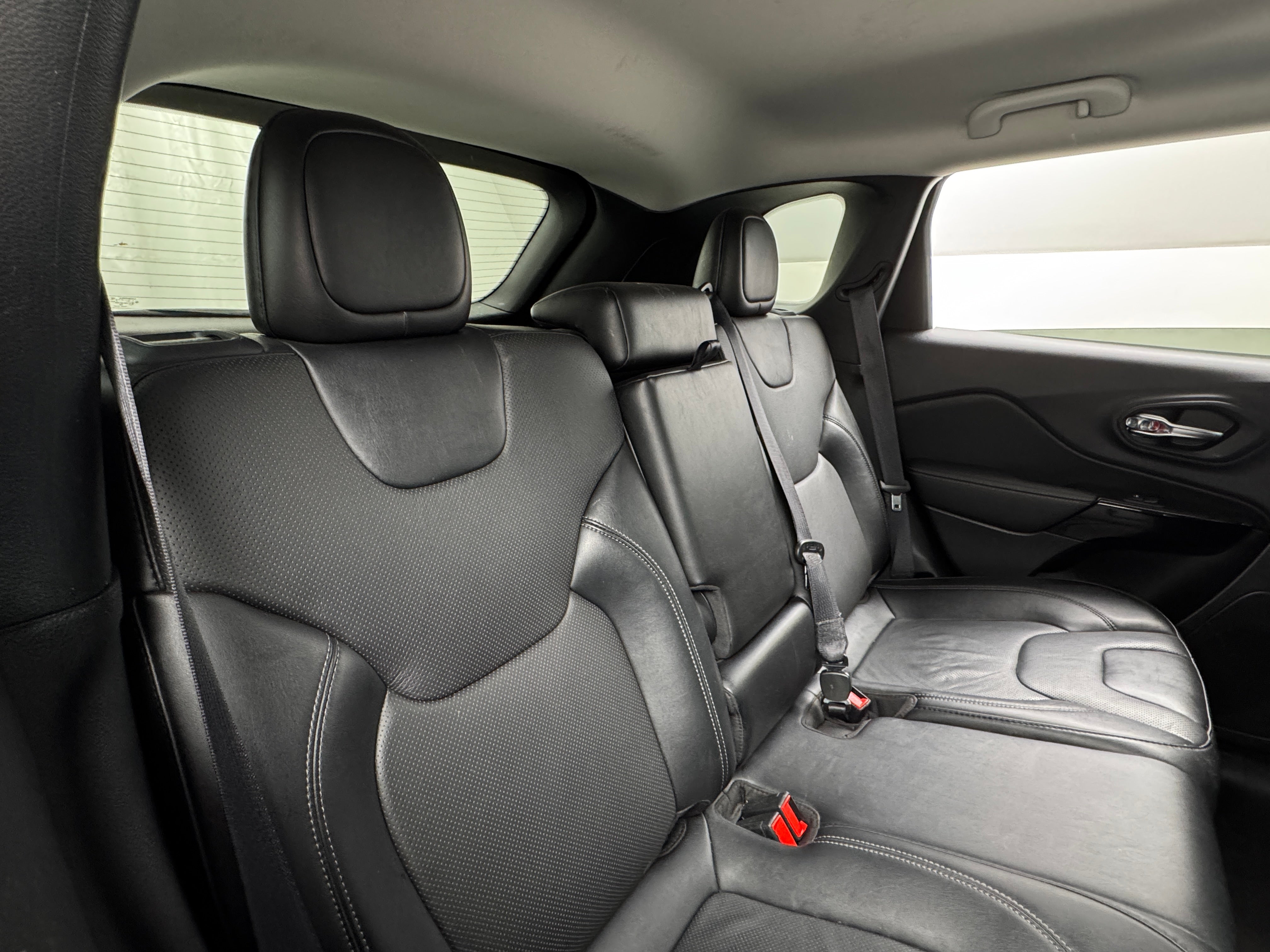 2023 Jeep Cherokee Altitude Lux 5