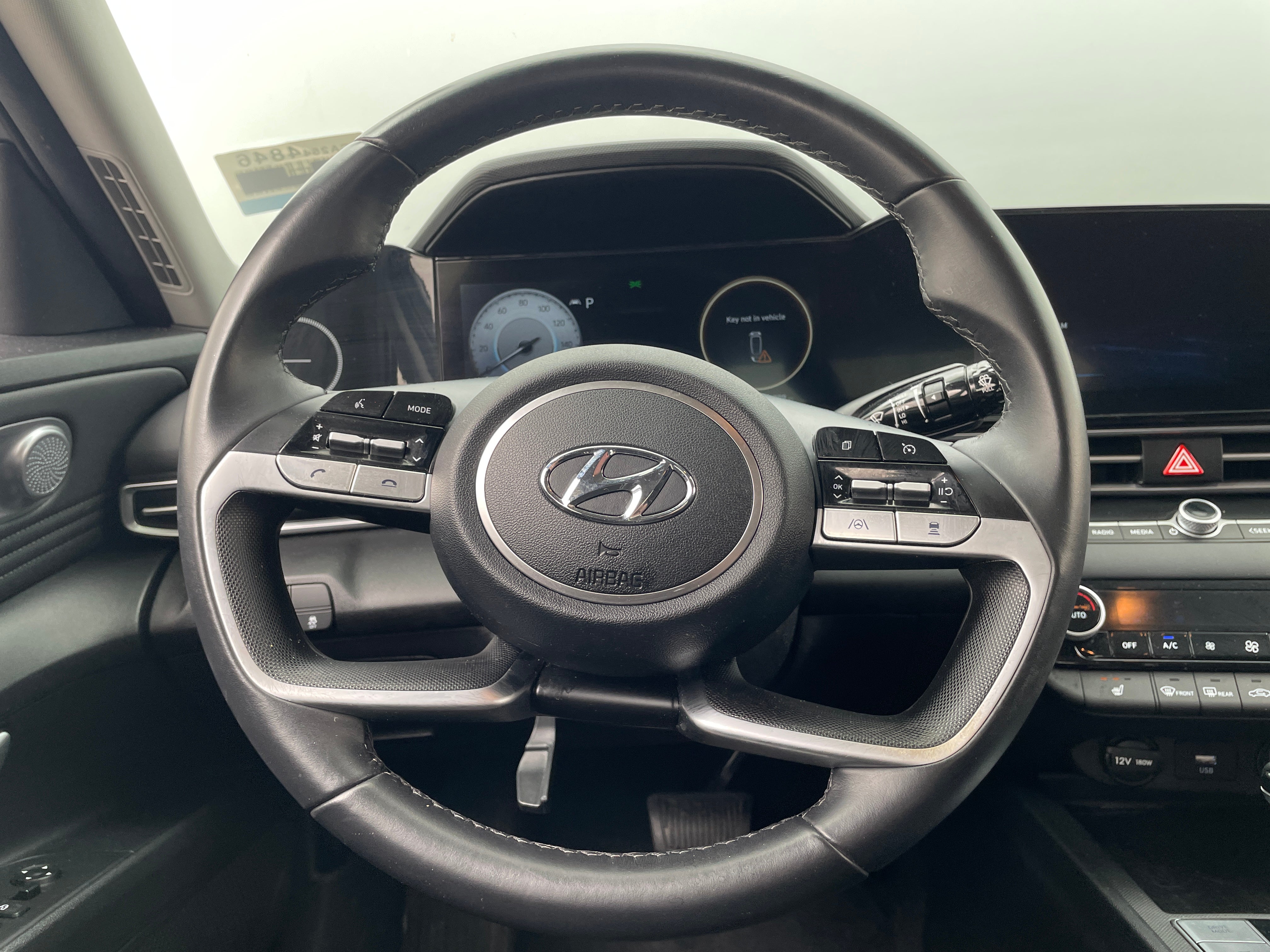 2023 Hyundai Elantra SEL 5