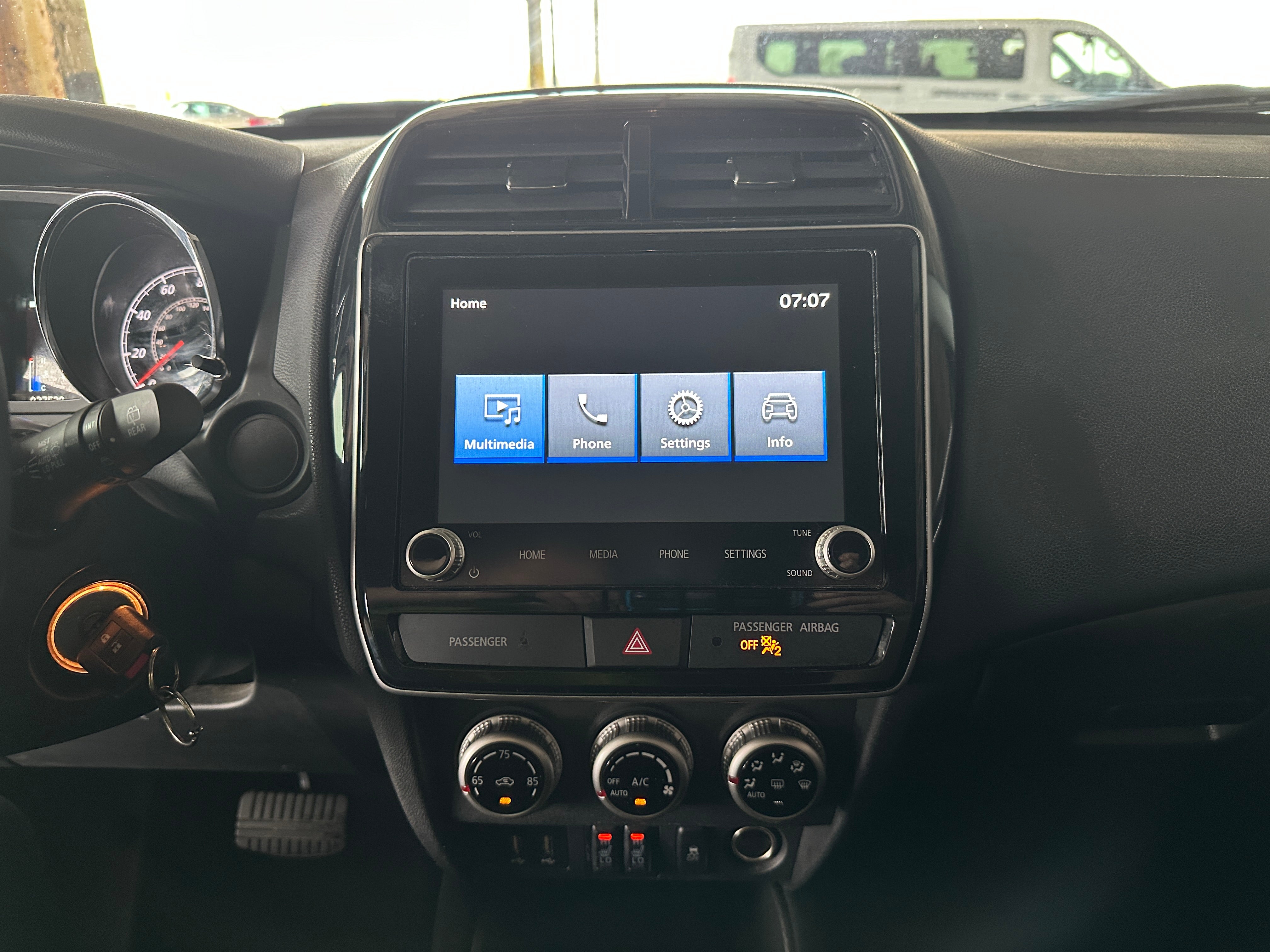 2023 Mitsubishi Outlander Sport LE 4