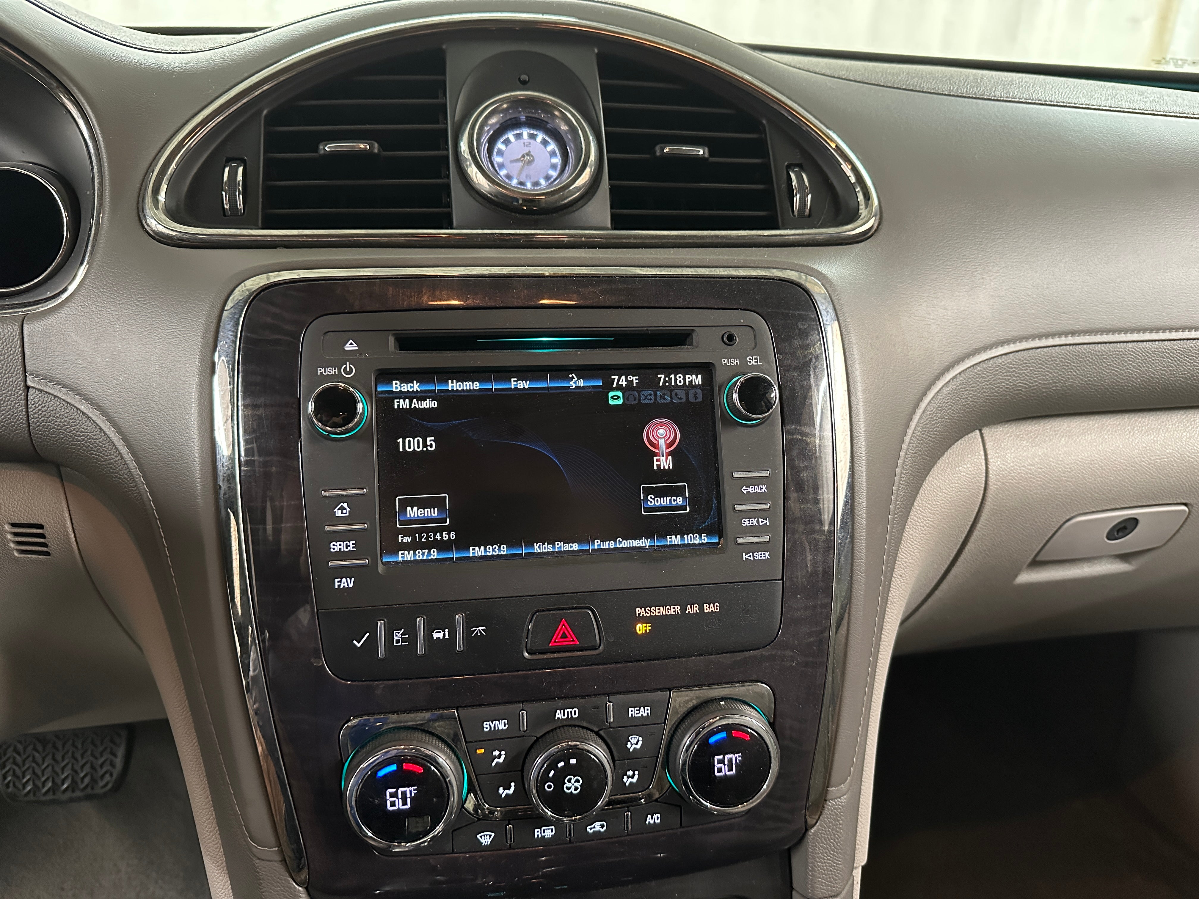 2016 Buick Enclave Convenience 4