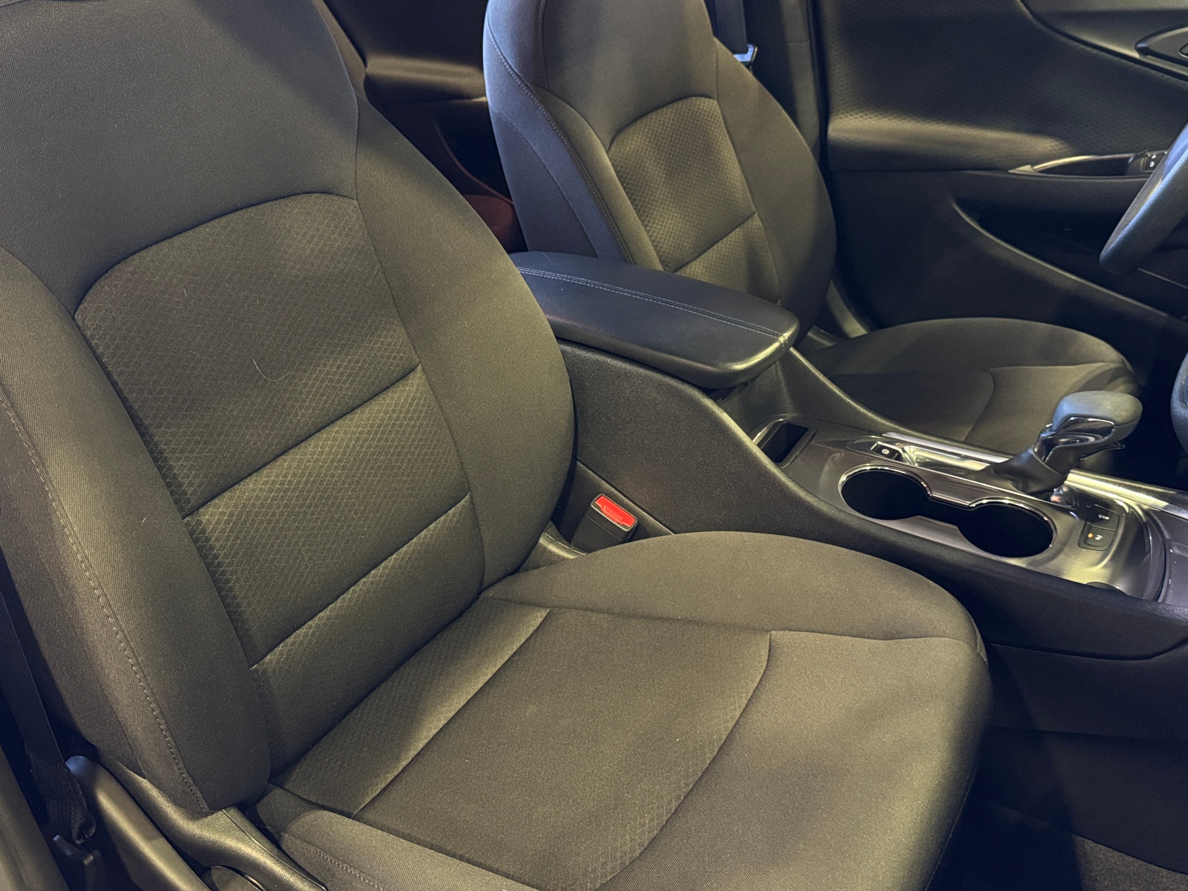 2023 Chevrolet Malibu LT 2