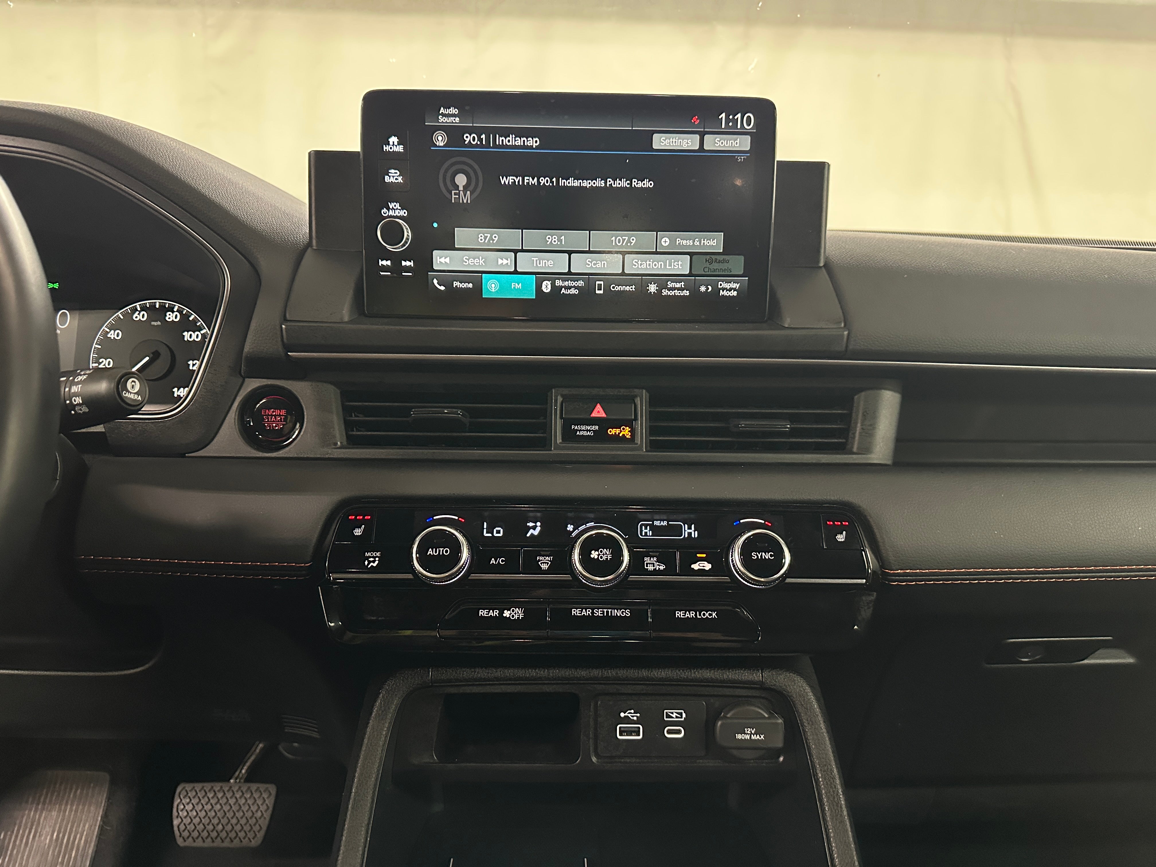 2024 Honda Pilot TrailSport 3