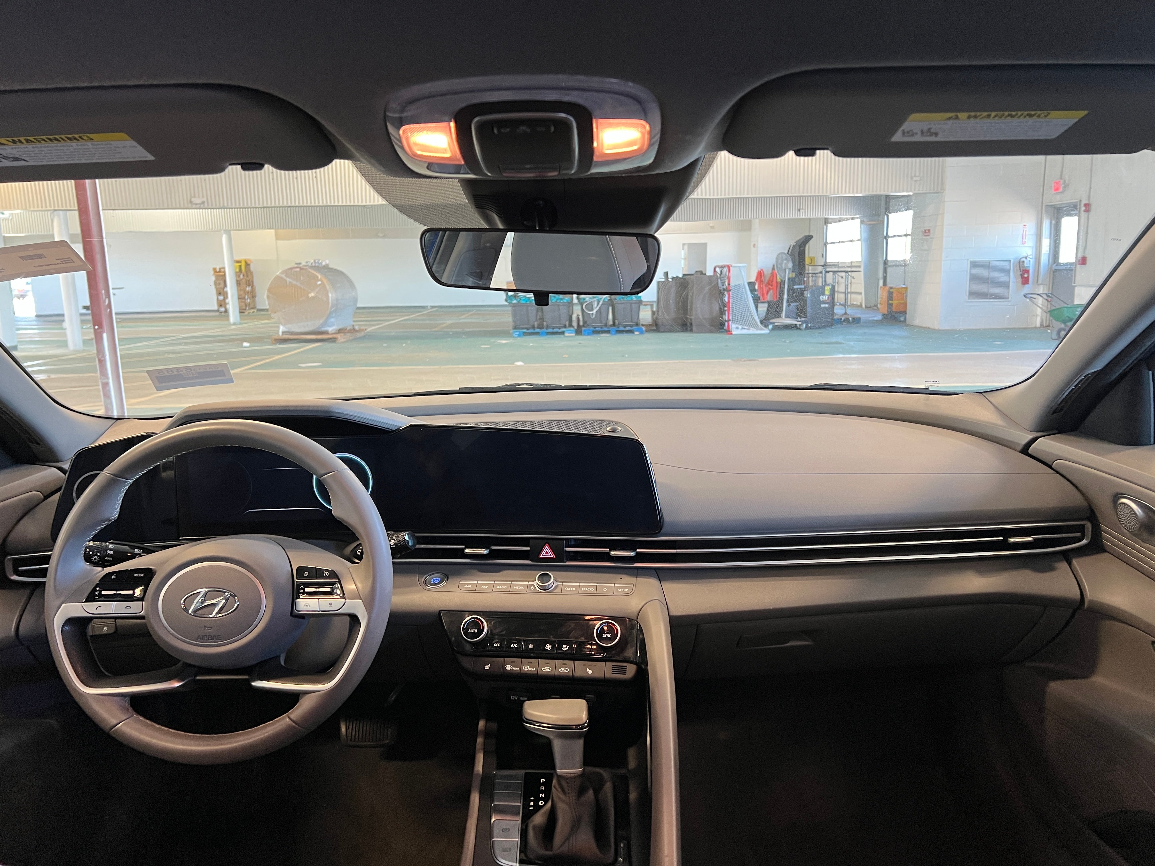 2023 Hyundai Elantra SEL 3