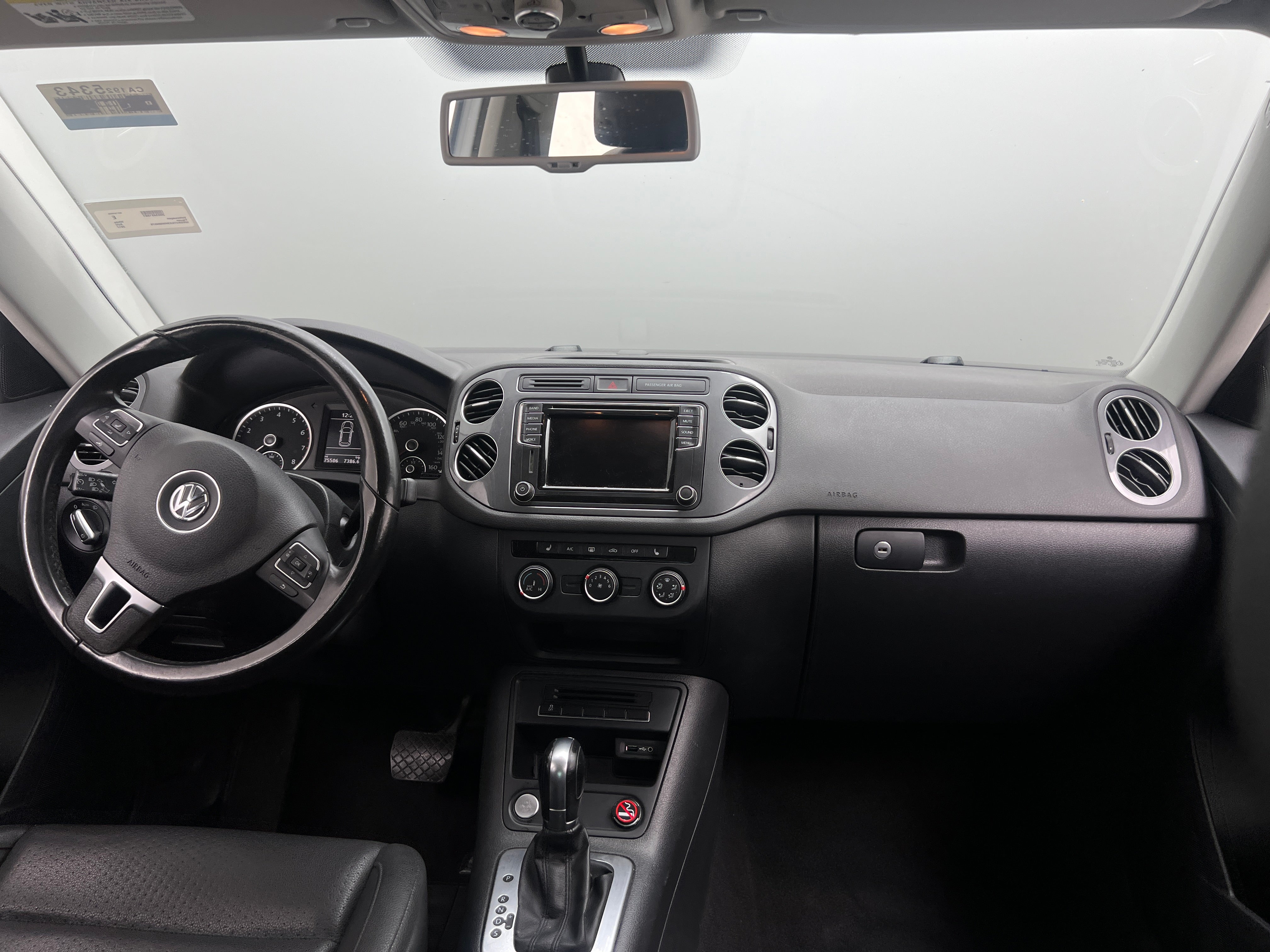 2017 Volkswagen Tiguan Wolfsburg Edition 2