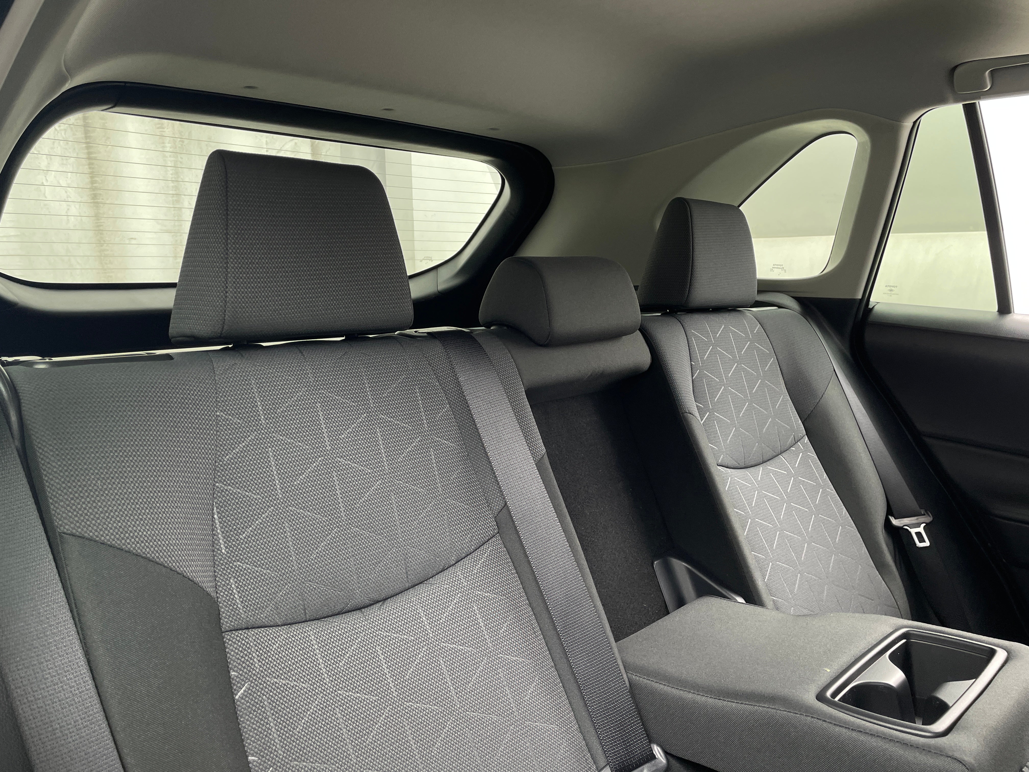 2024 Toyota RAV4 XLE 6