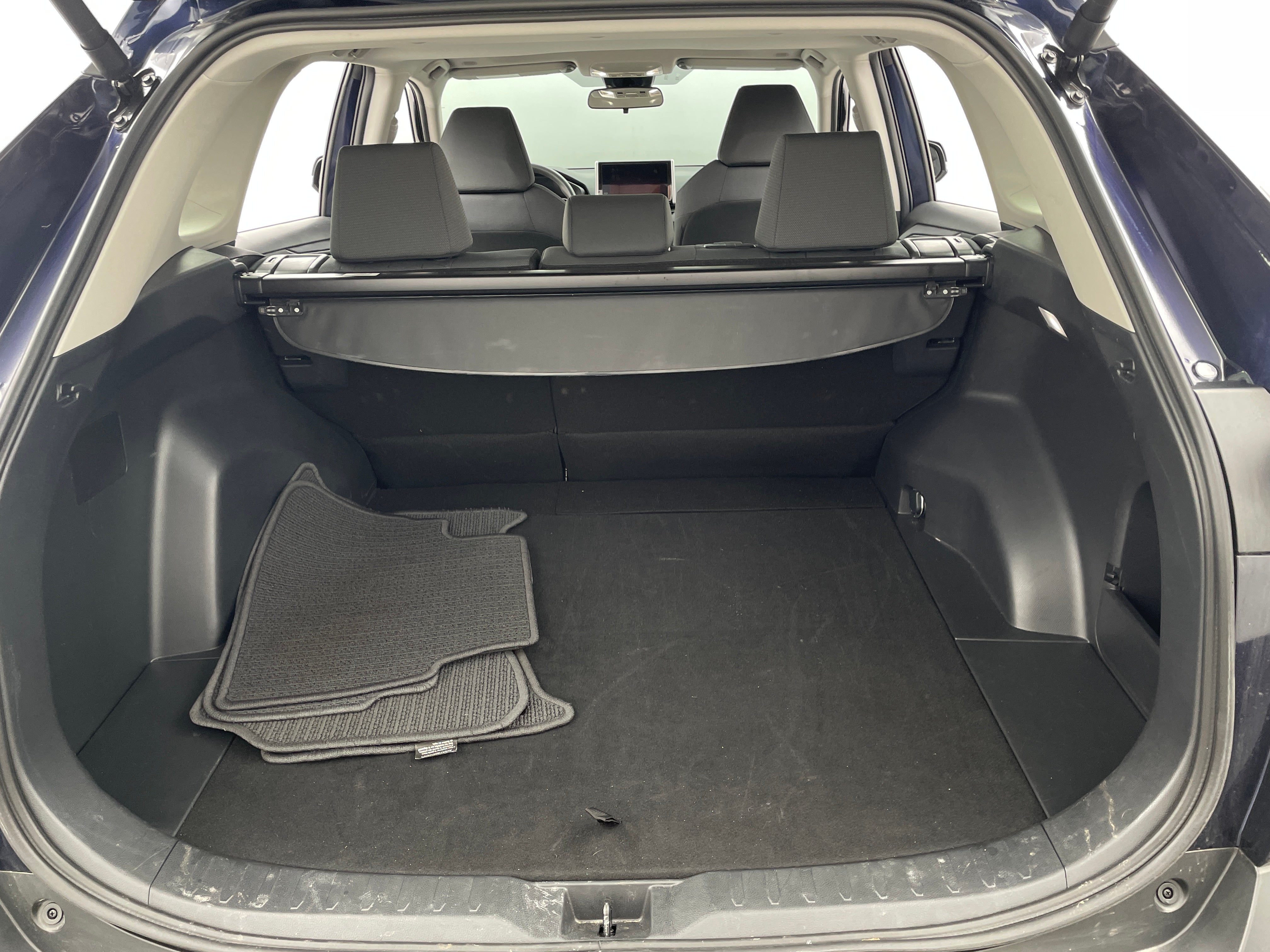 2024 Toyota RAV4 XLE 7