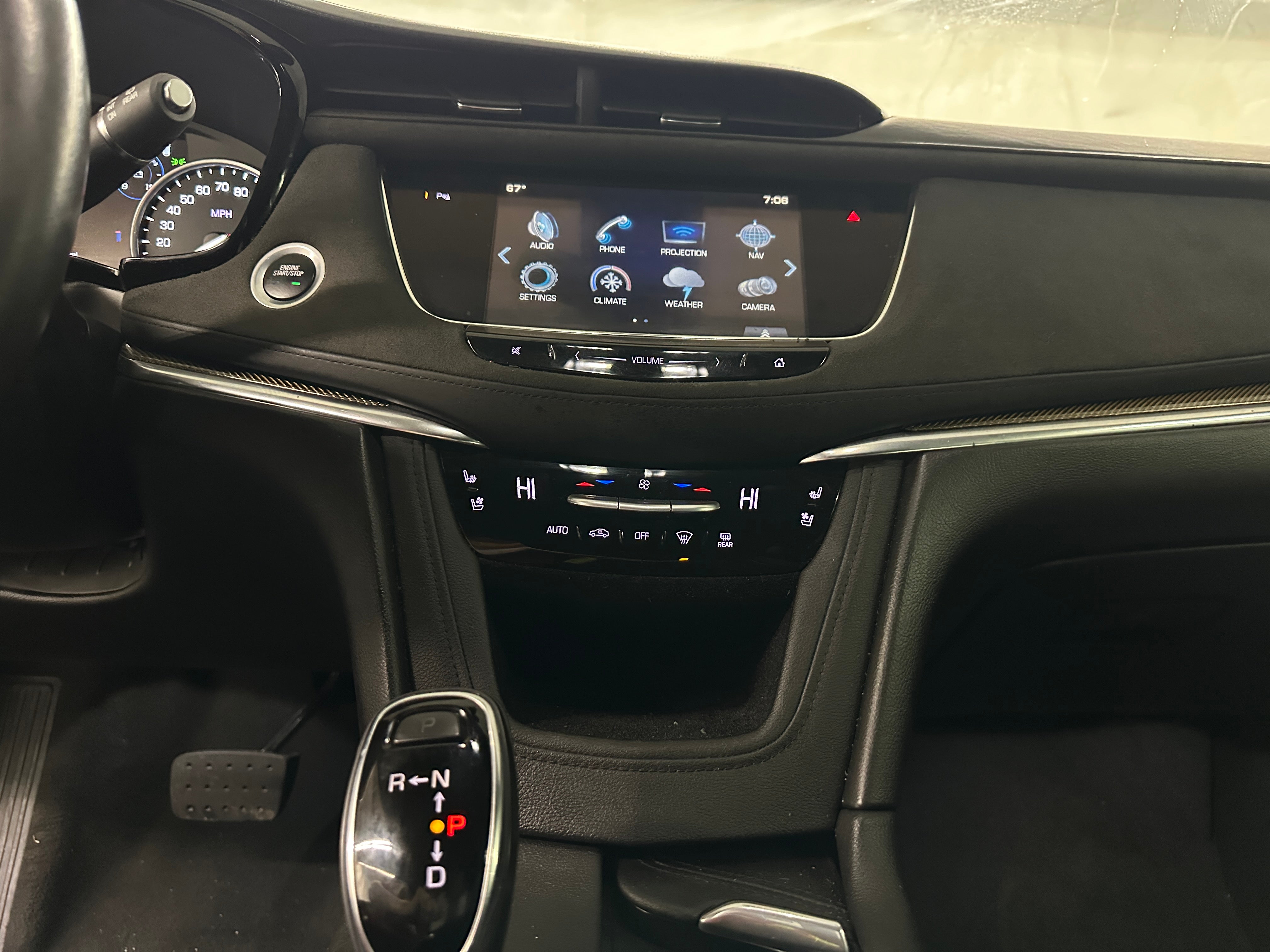 2017 Cadillac XT5 Platinum 3