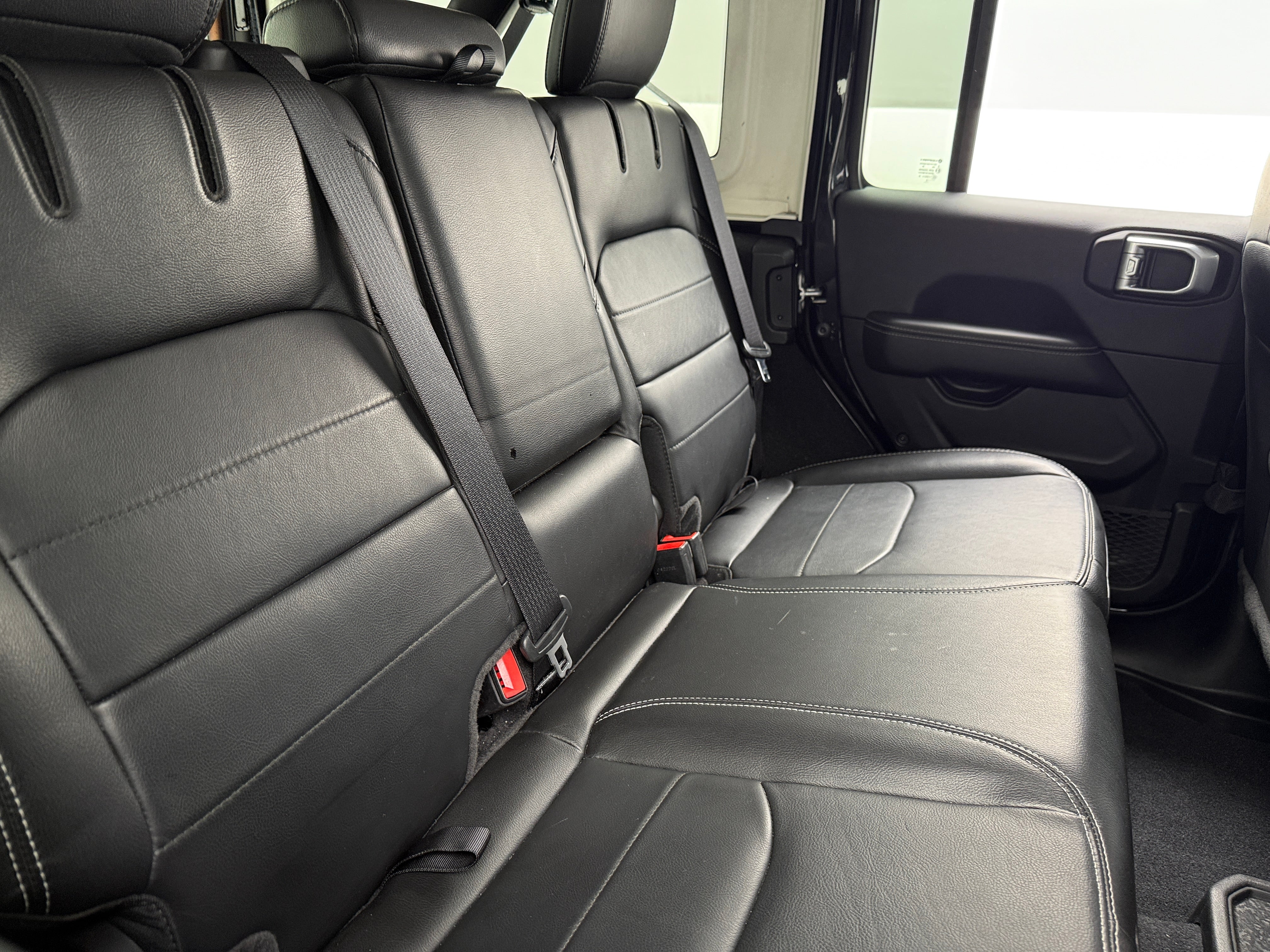 2022 Jeep Wrangler Unlimited Sahara 4xe 6