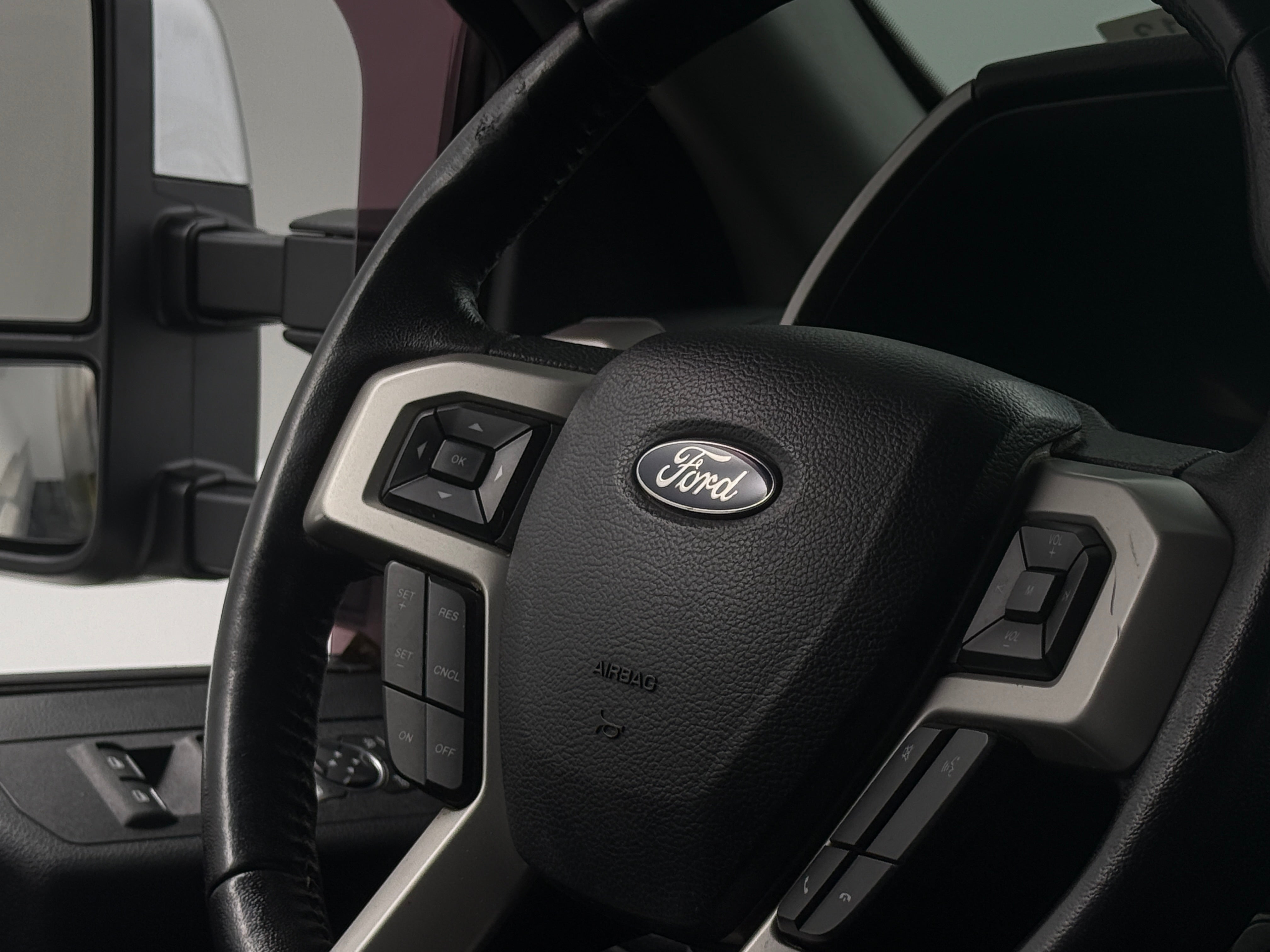 2019 Ford Econoline E-250 4