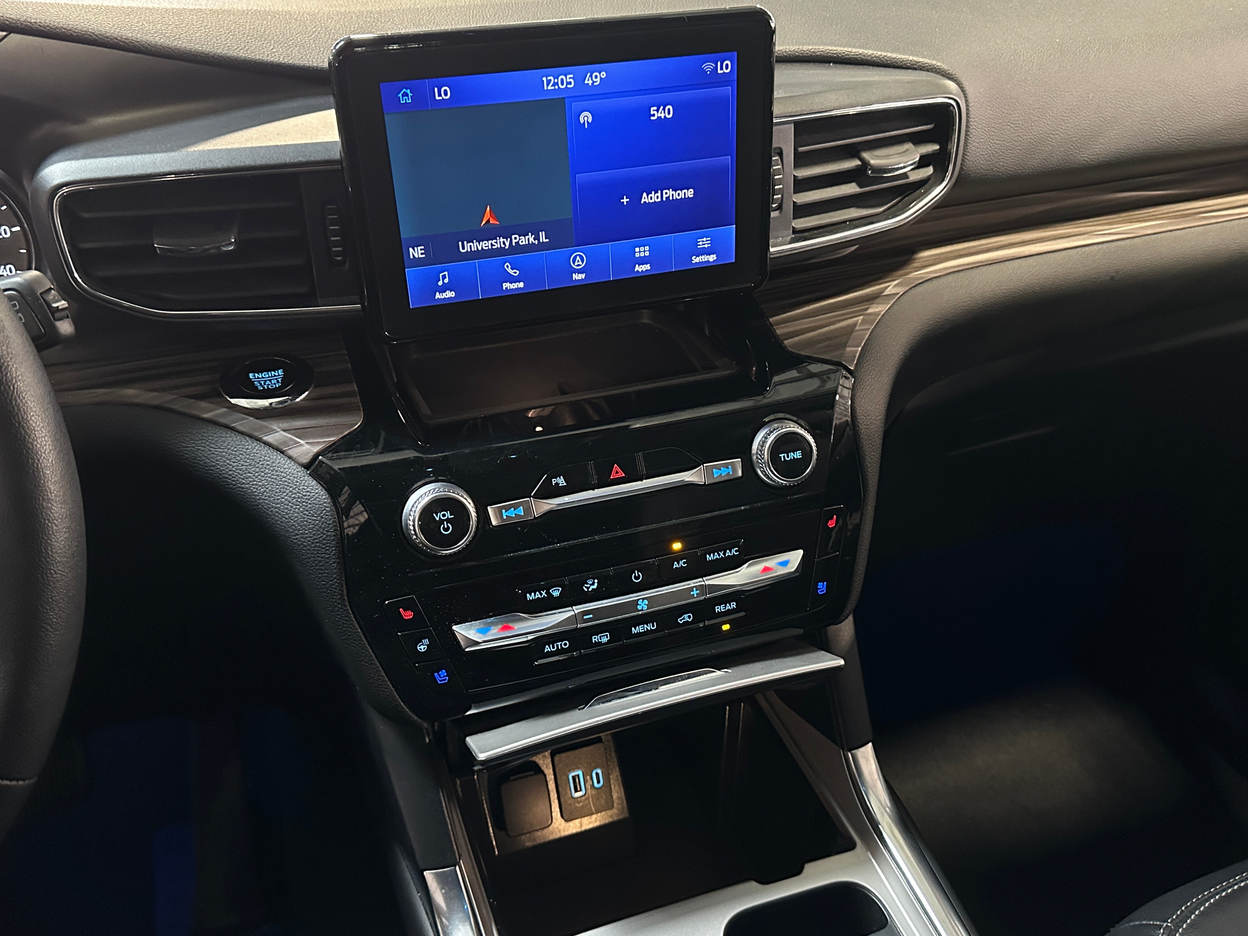 2024 Ford Explorer Limited 3