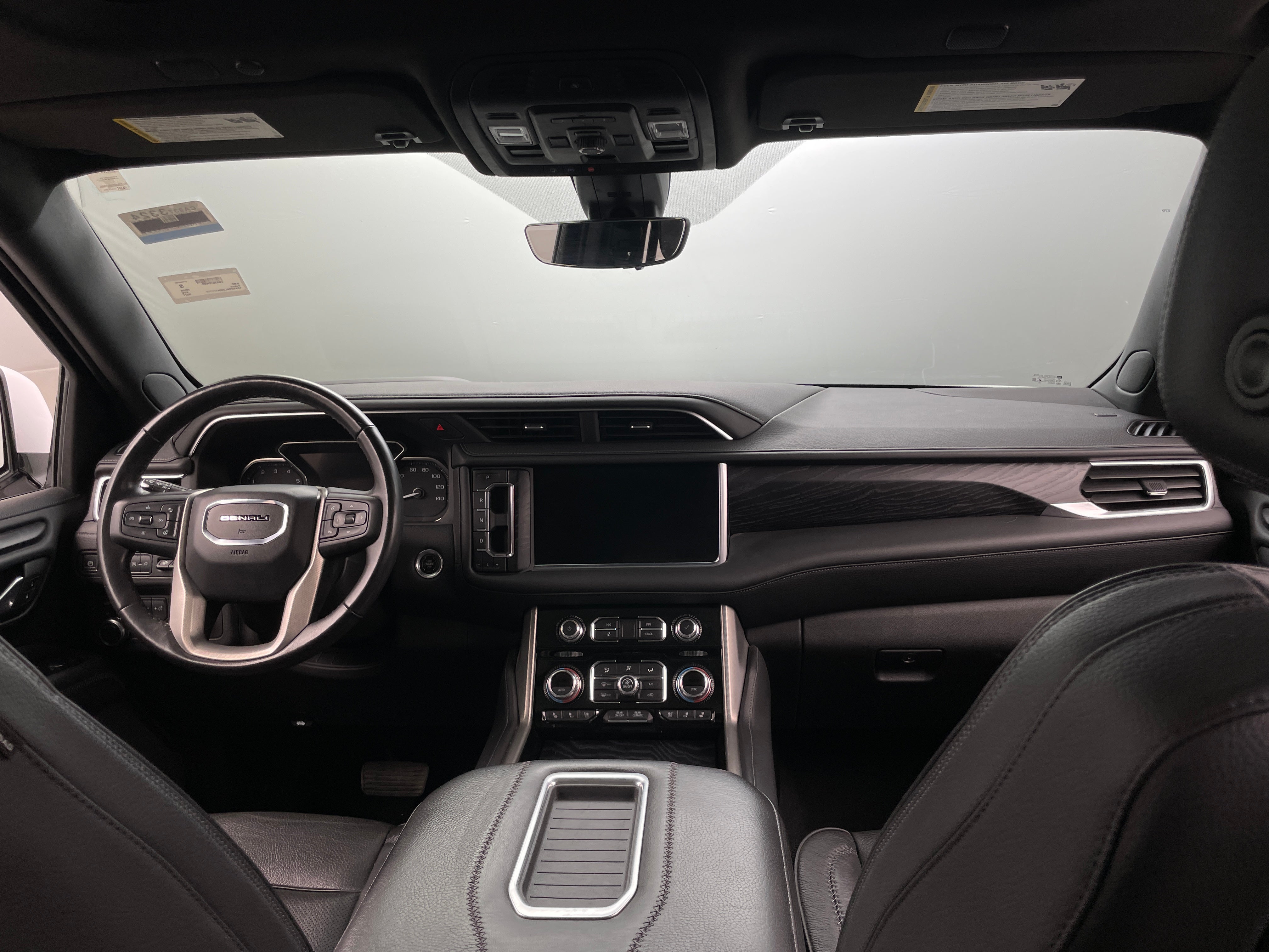 2021 GMC Yukon Denali 2