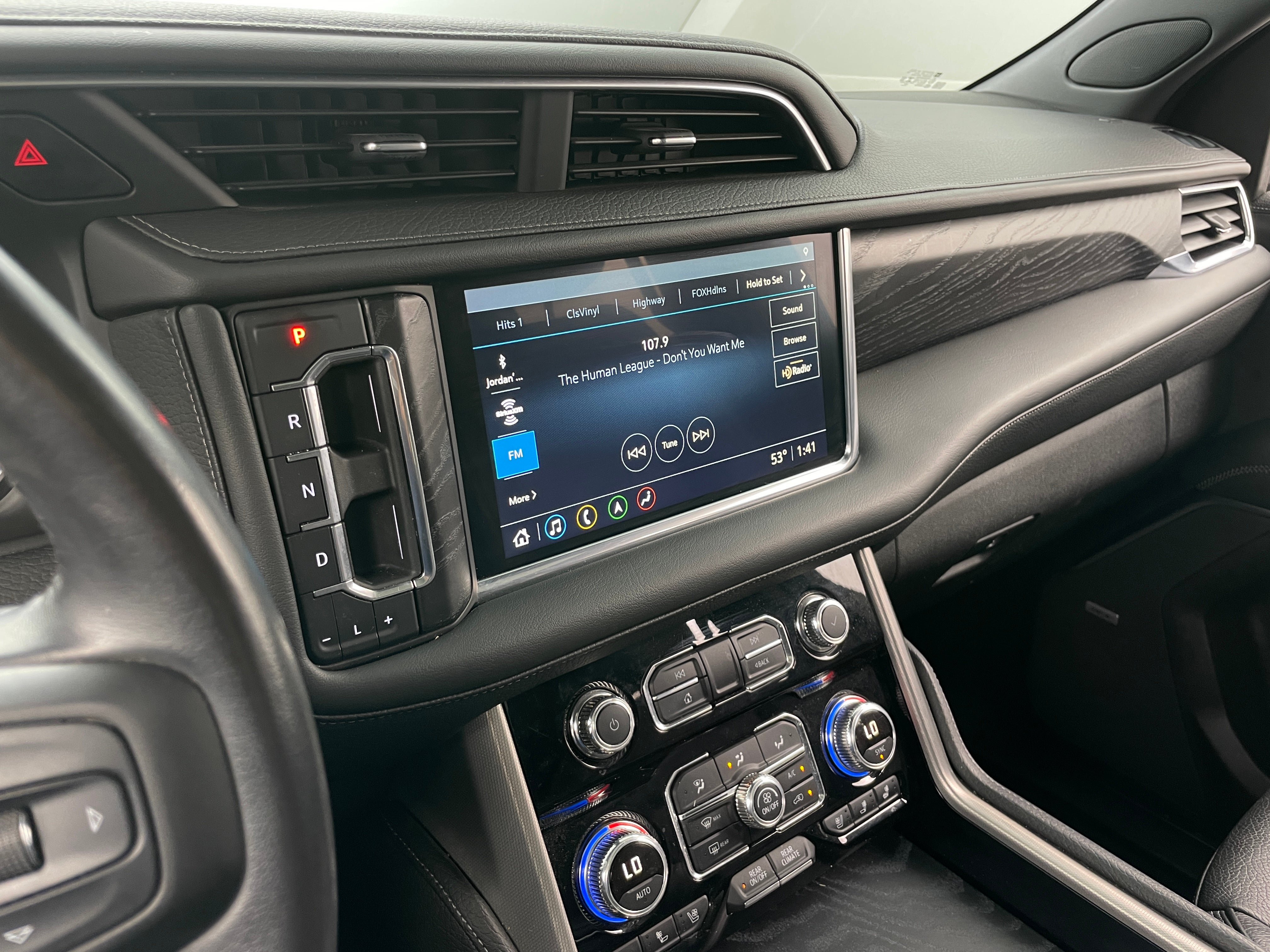 2021 GMC Yukon Denali 3