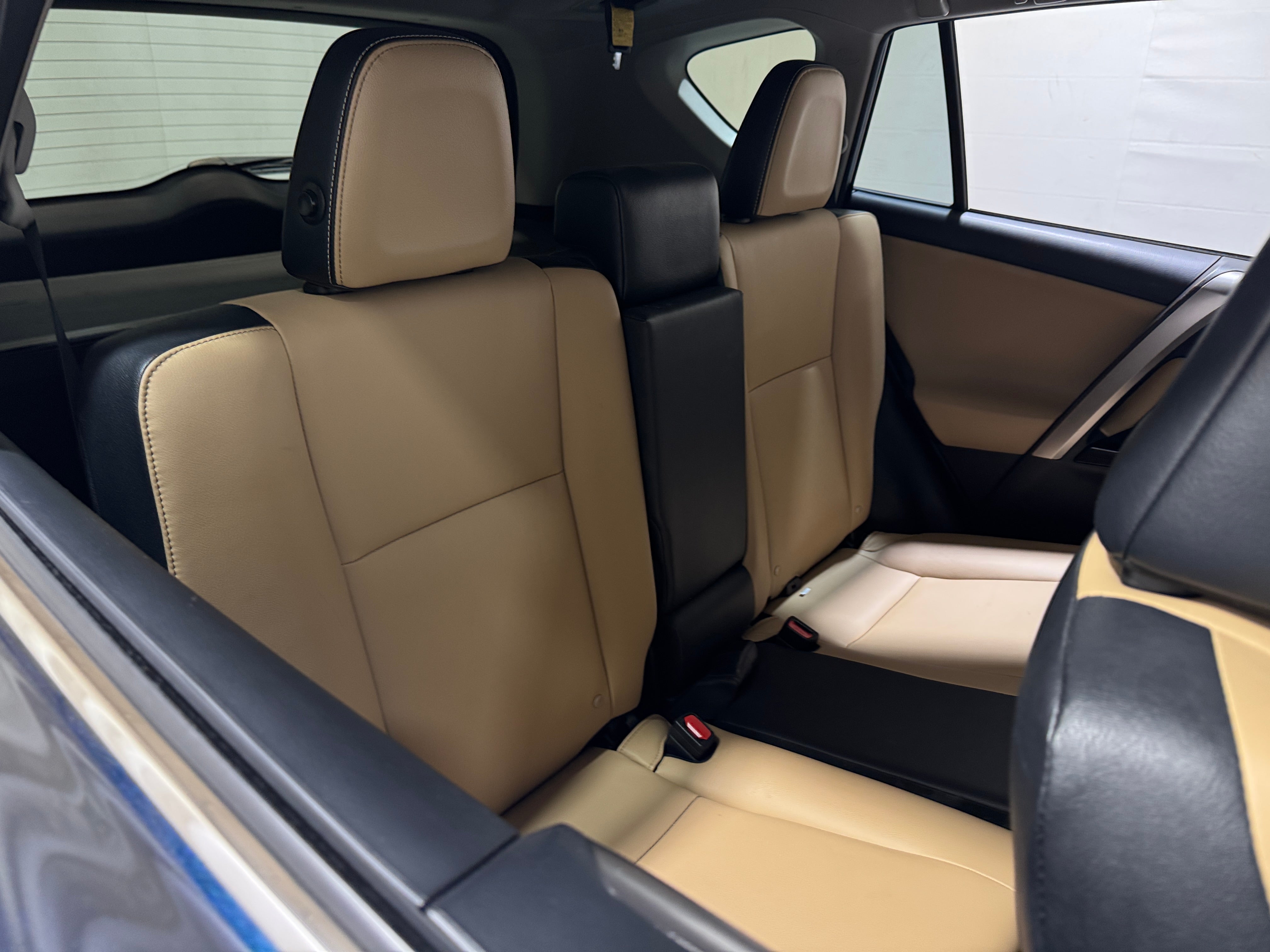 2017 Toyota RAV4 Limited 5