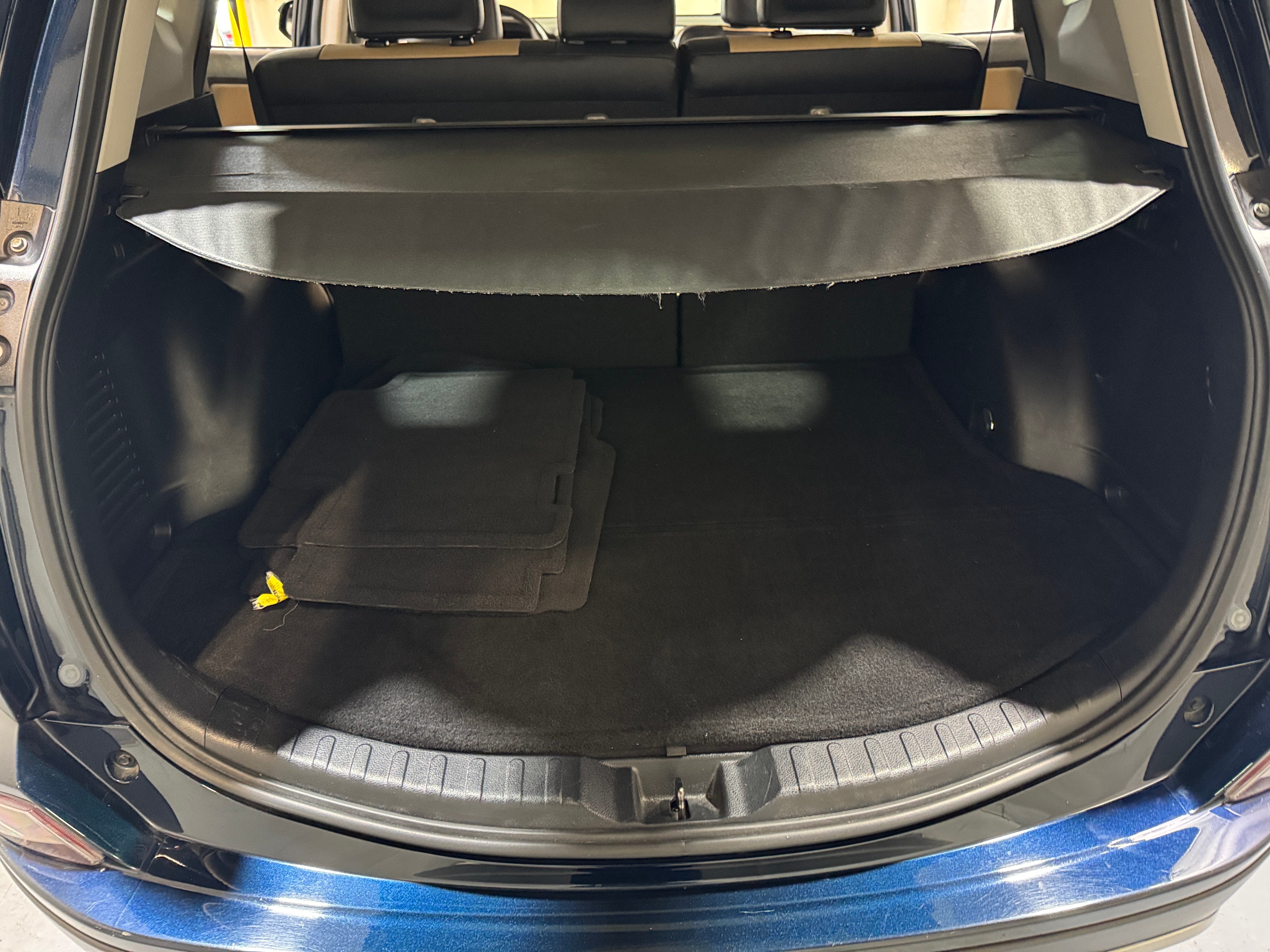2017 Toyota RAV4 Limited 6