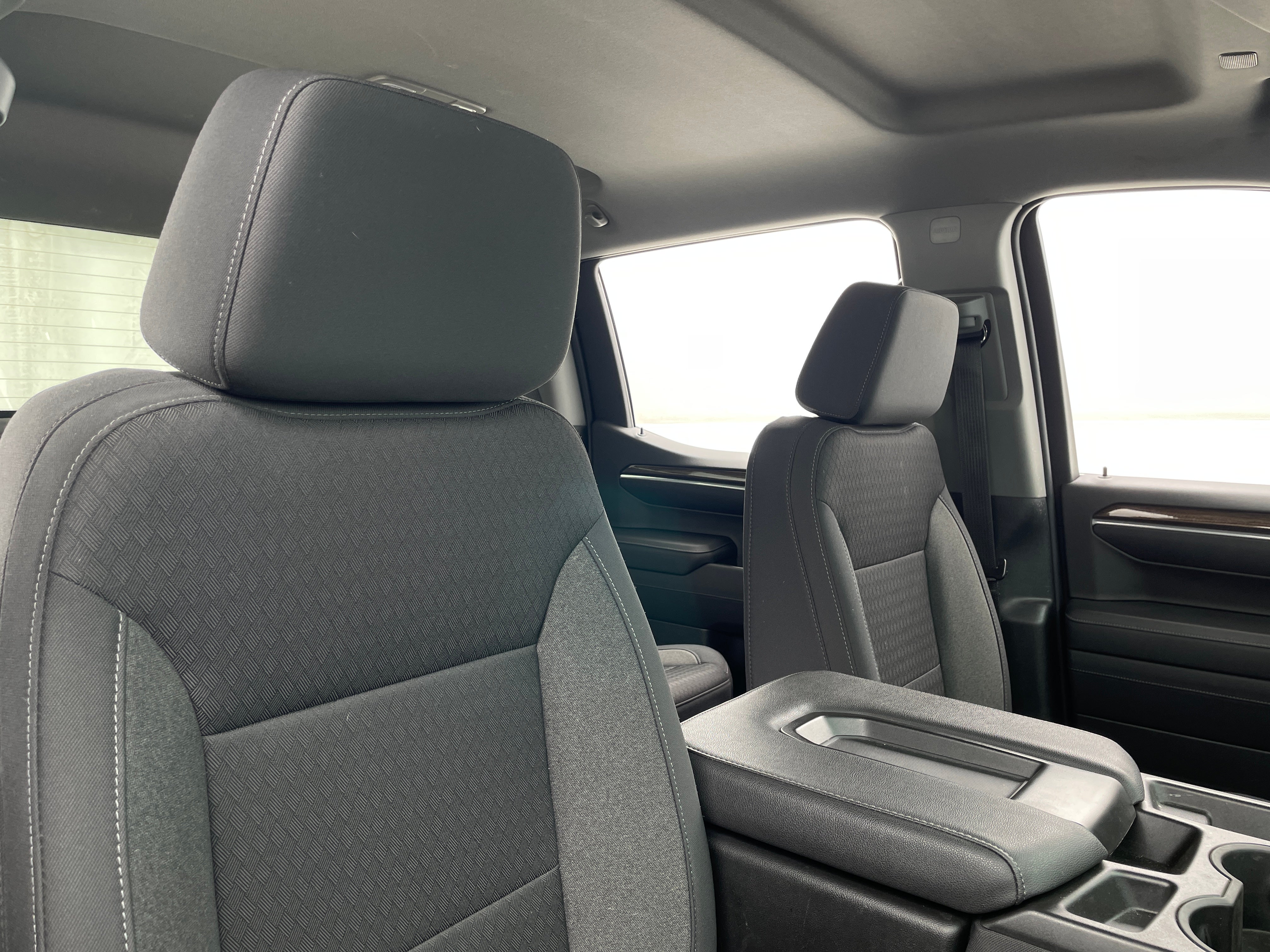 2022 Chevrolet Silverado 1500 LT 2