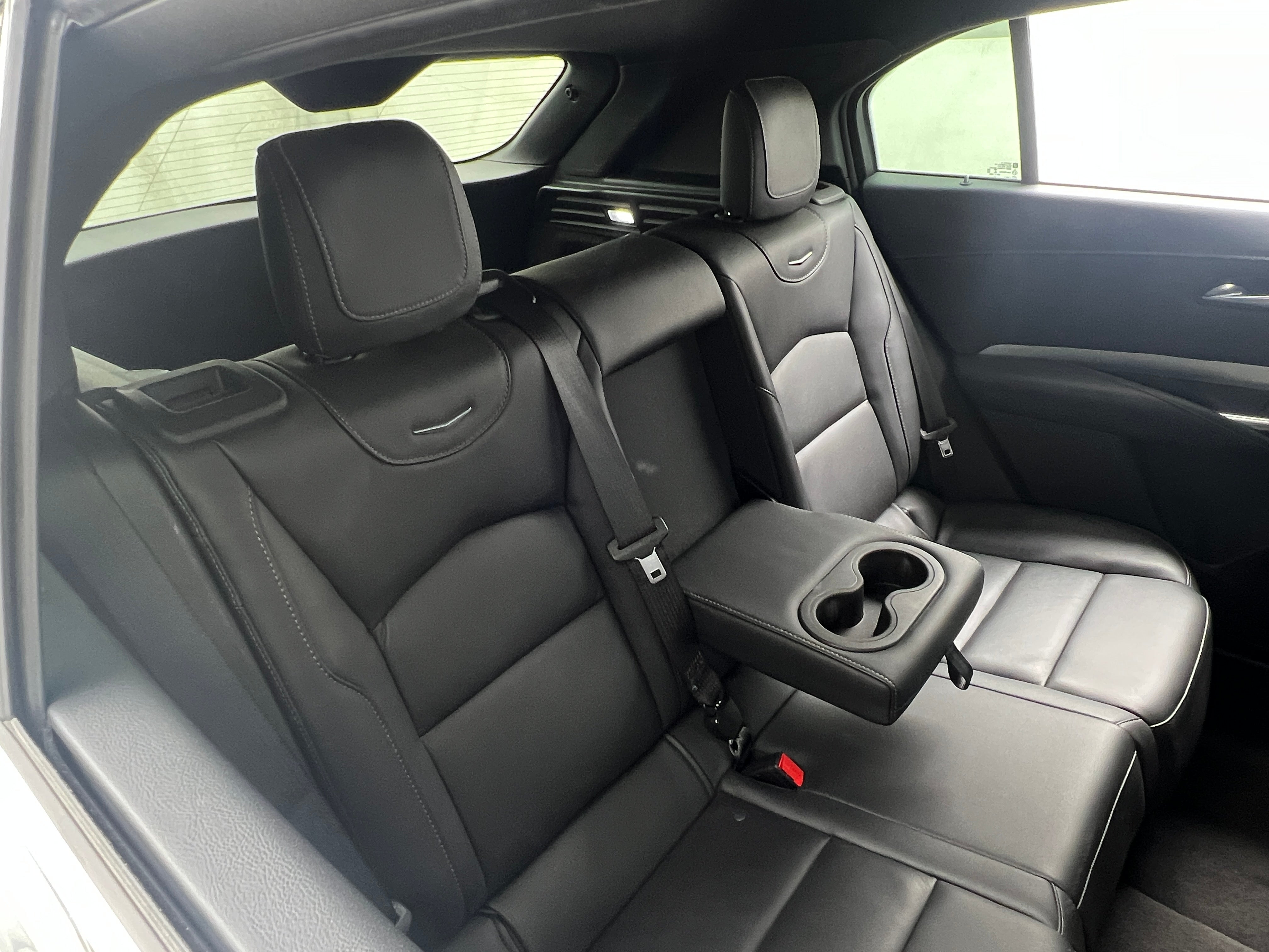 2023 Cadillac XT4 Premium Luxury 5