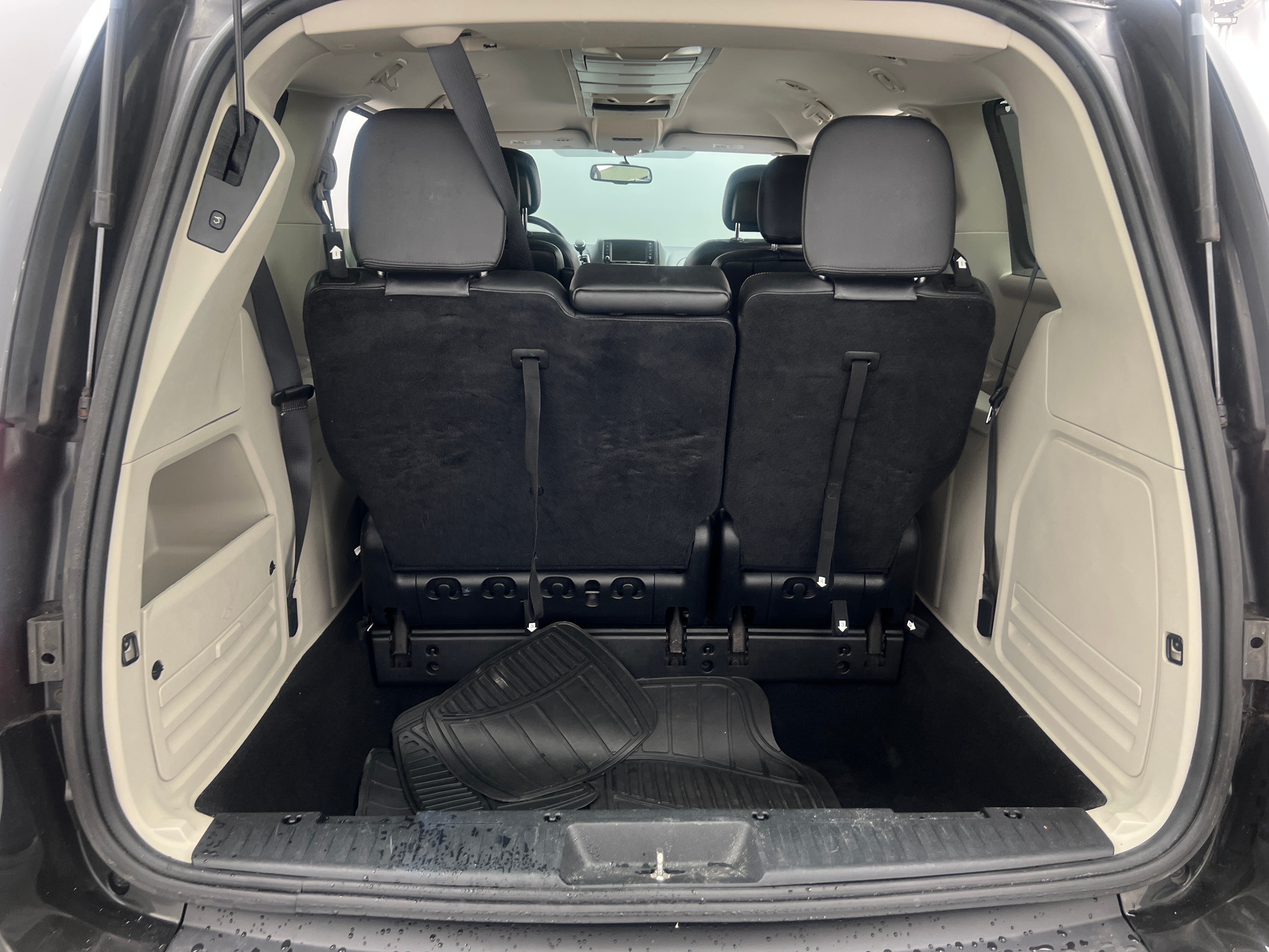 2015 Chrysler Town & Country Touring 6