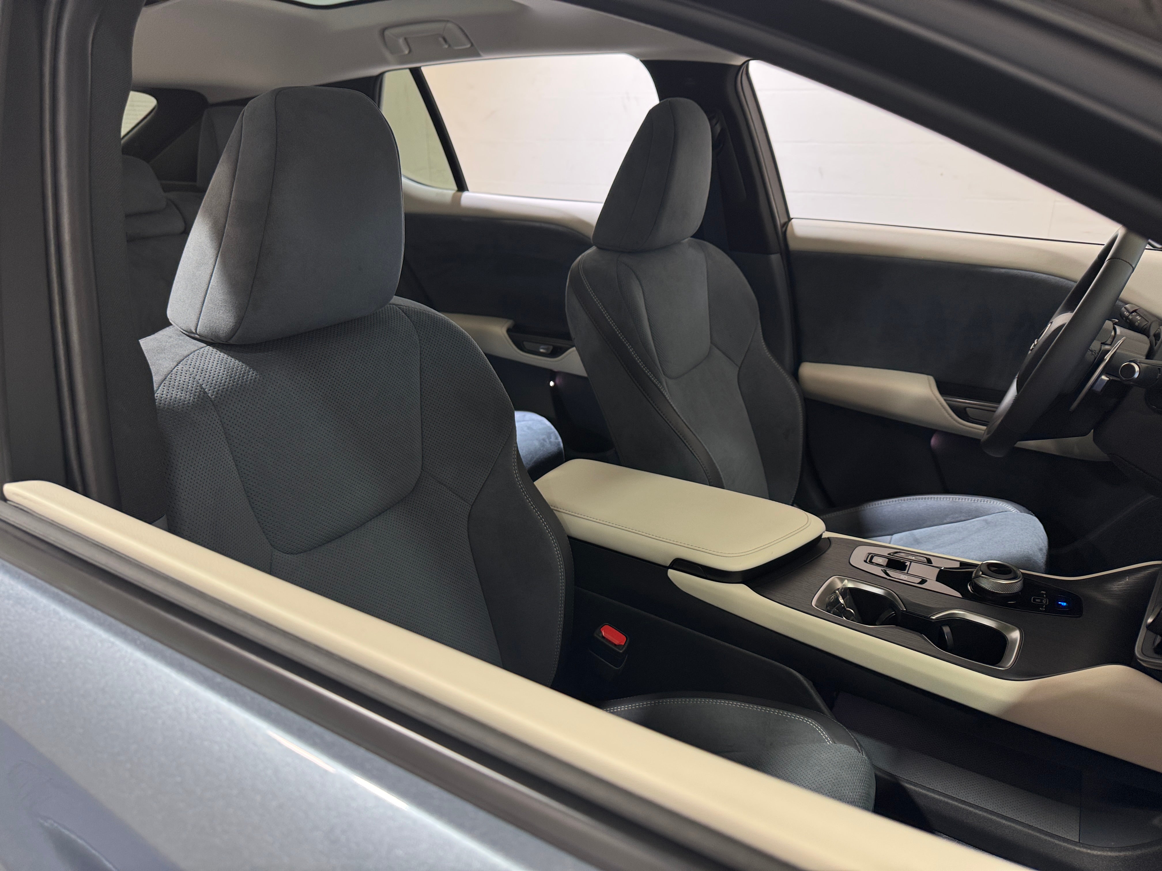 2023 Lexus RZ 450e 2