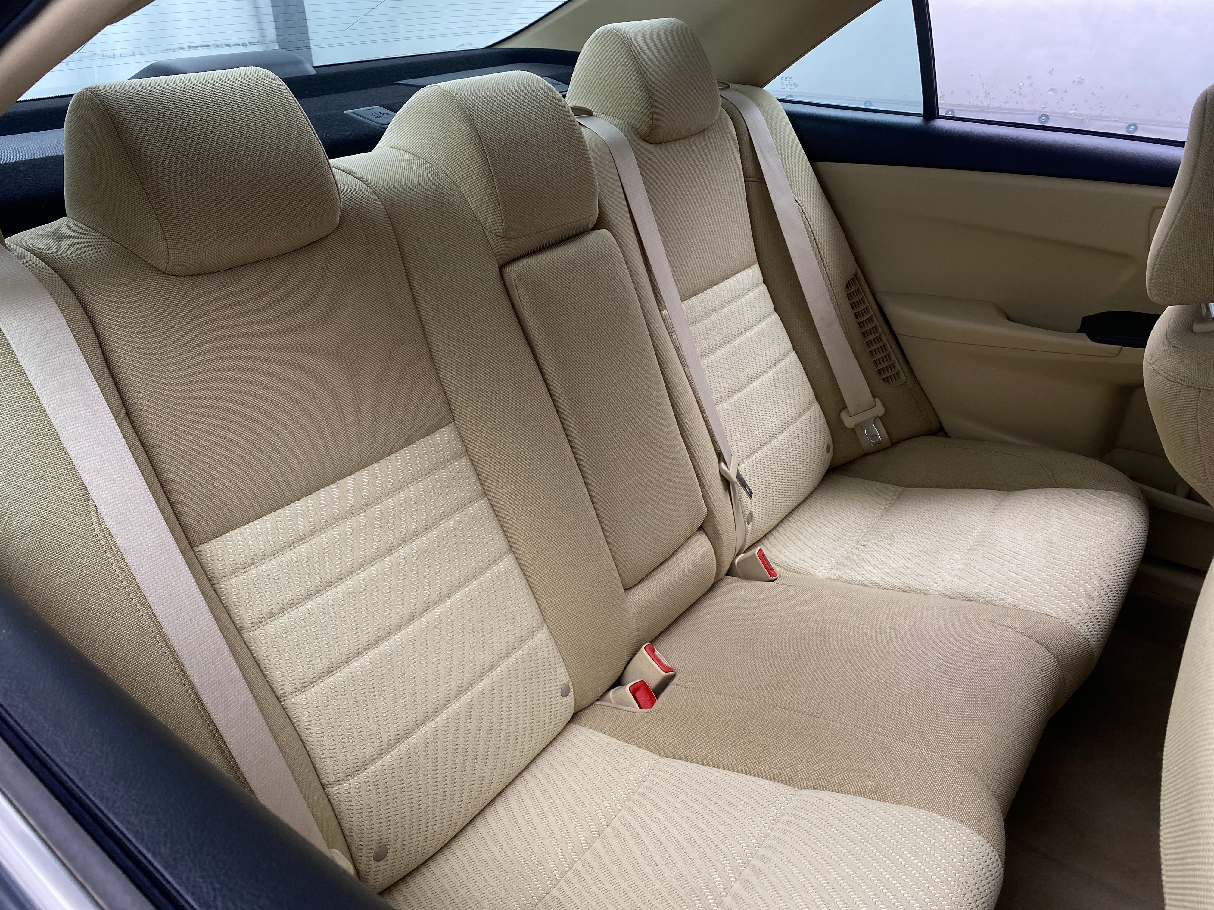 2015 Toyota Camry LE 6