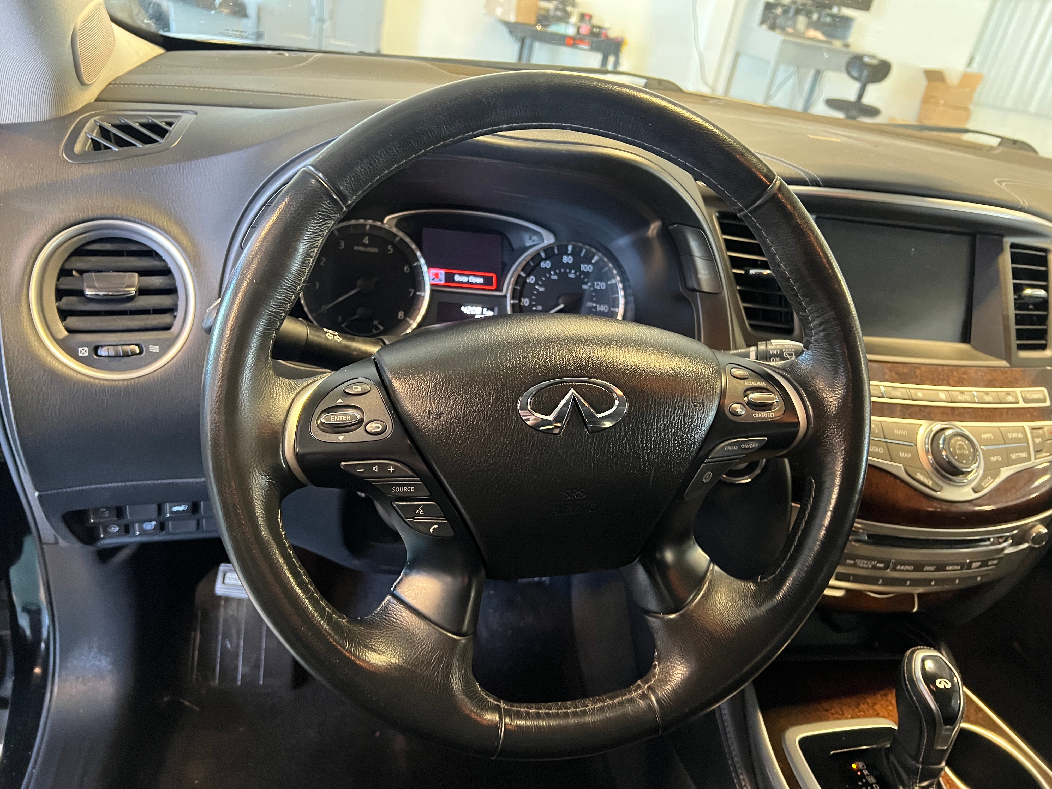 2019 INFINITI QX60 Luxe 4