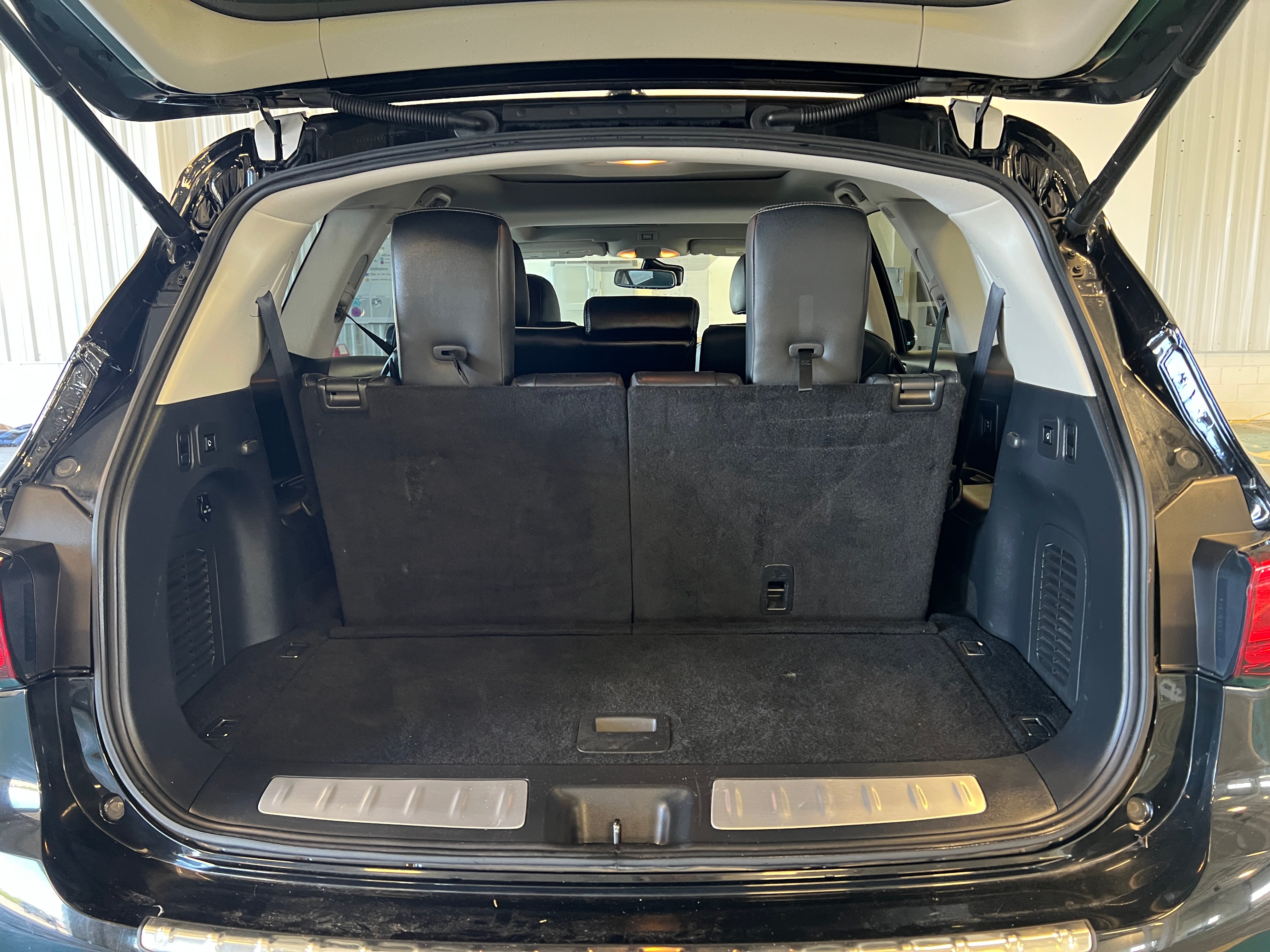 2019 INFINITI QX60 Luxe 6