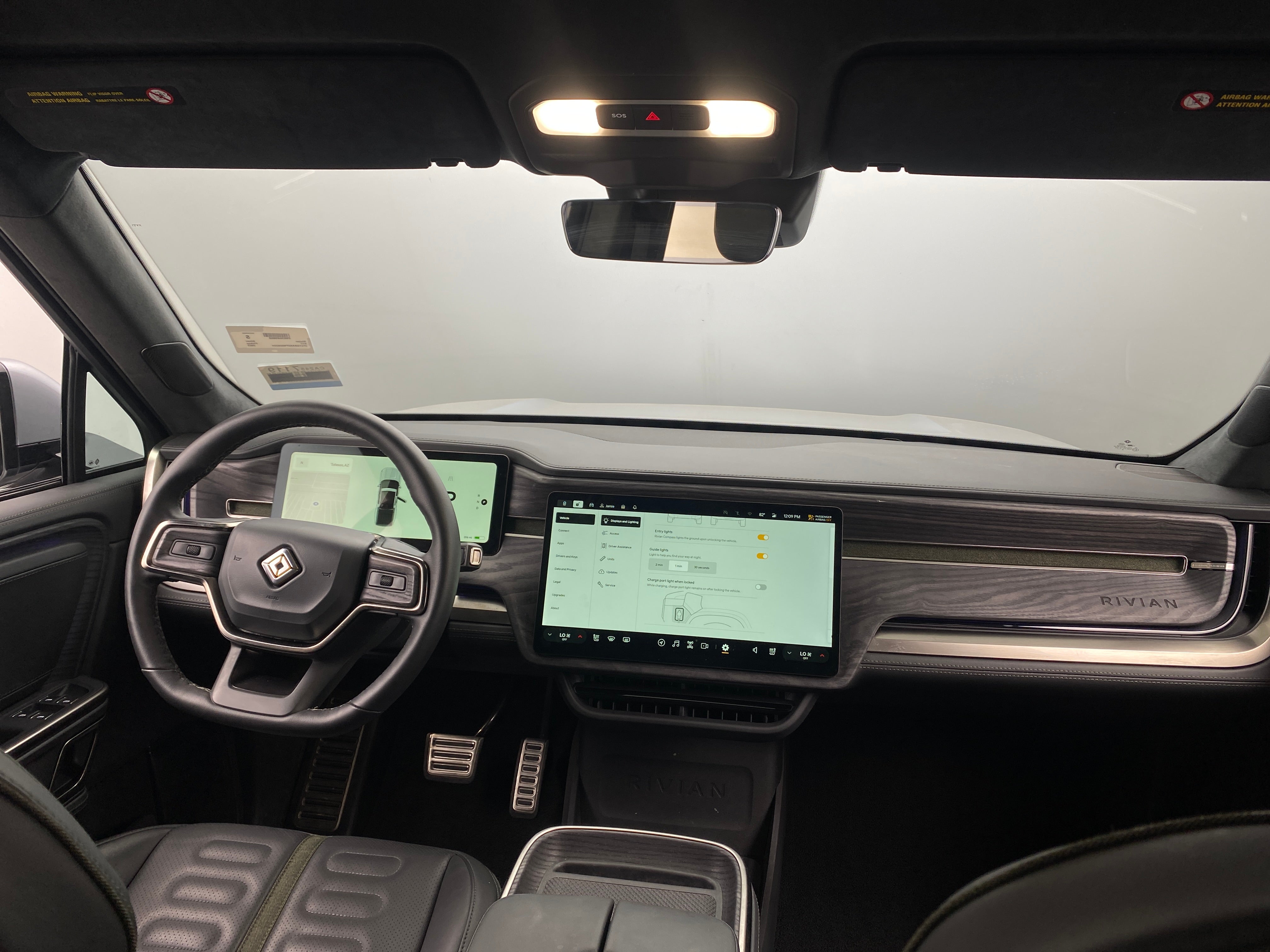 2023 Rivian R1T Adventure 2