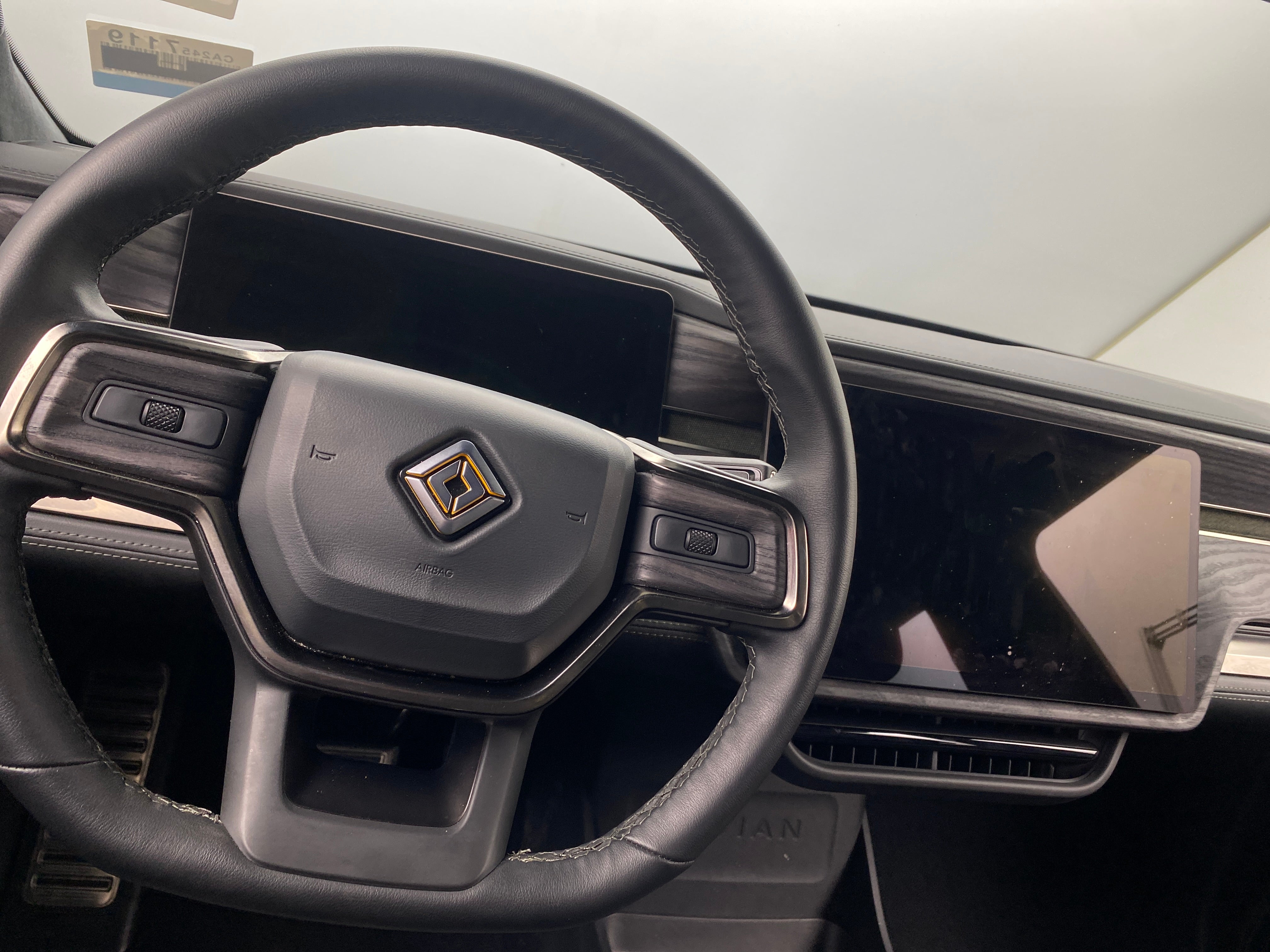 2023 Rivian R1T Adventure 4