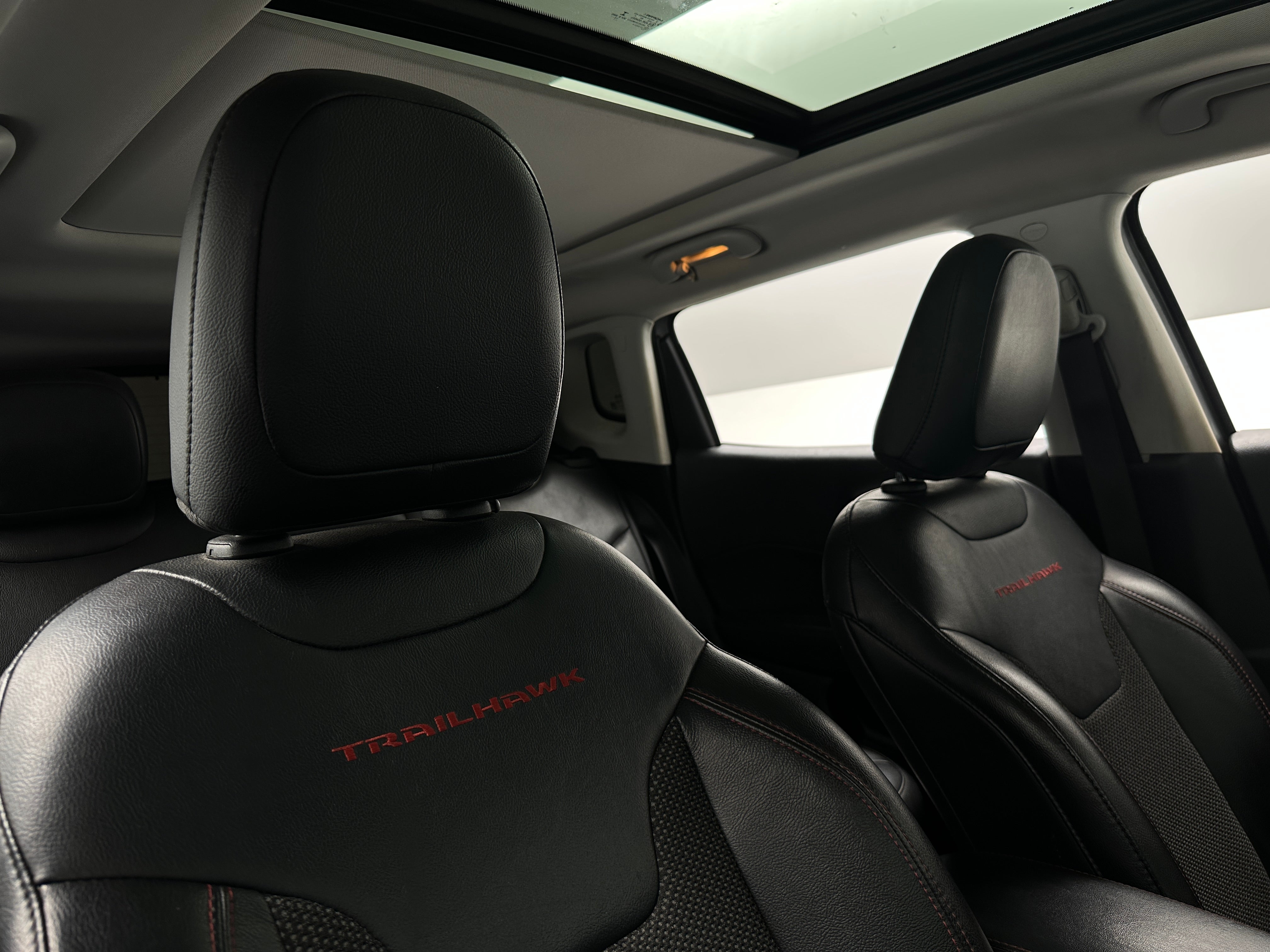 2020 Jeep Compass Trailhawk 2