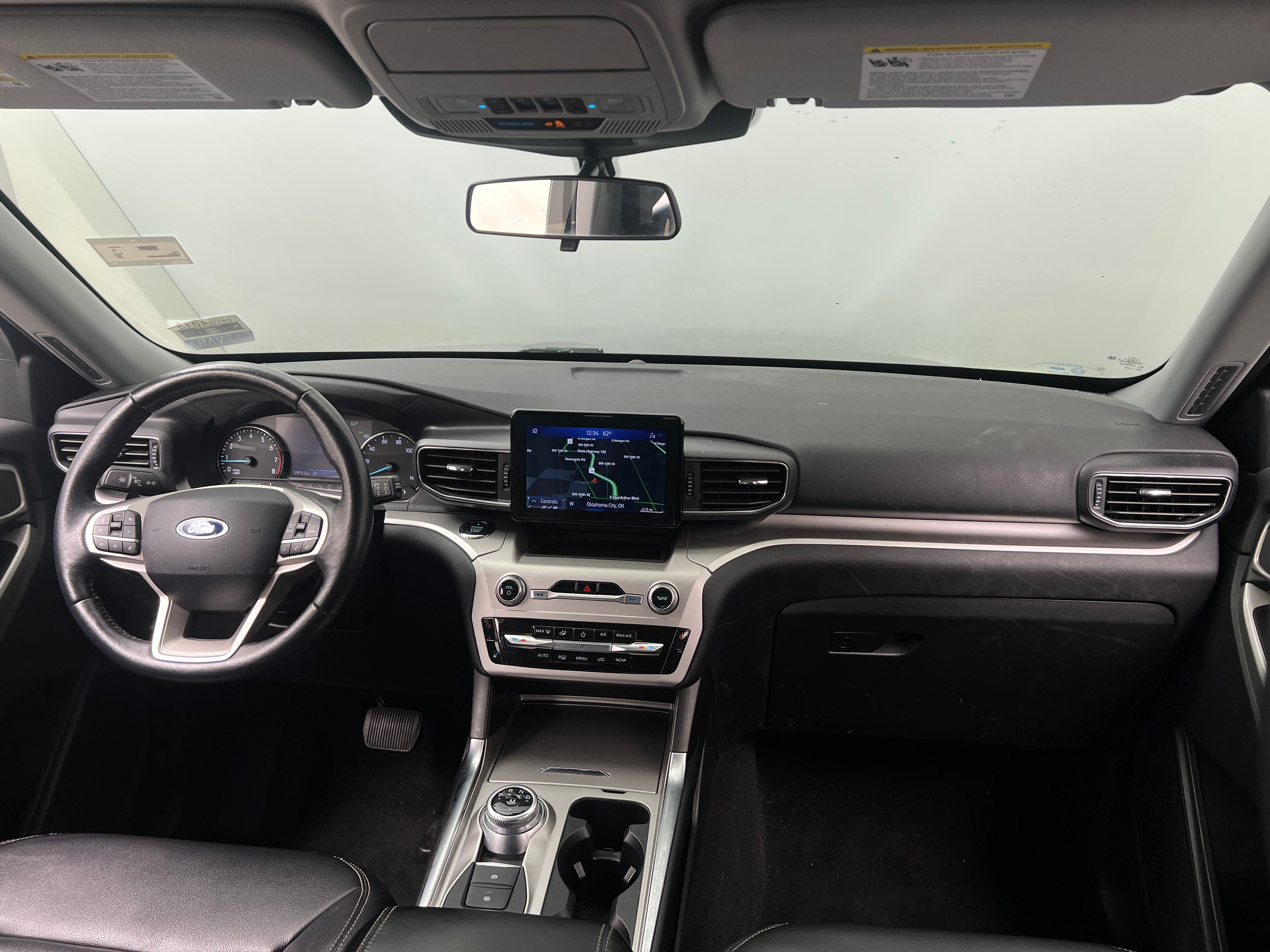 2021 Ford Explorer XLT 2