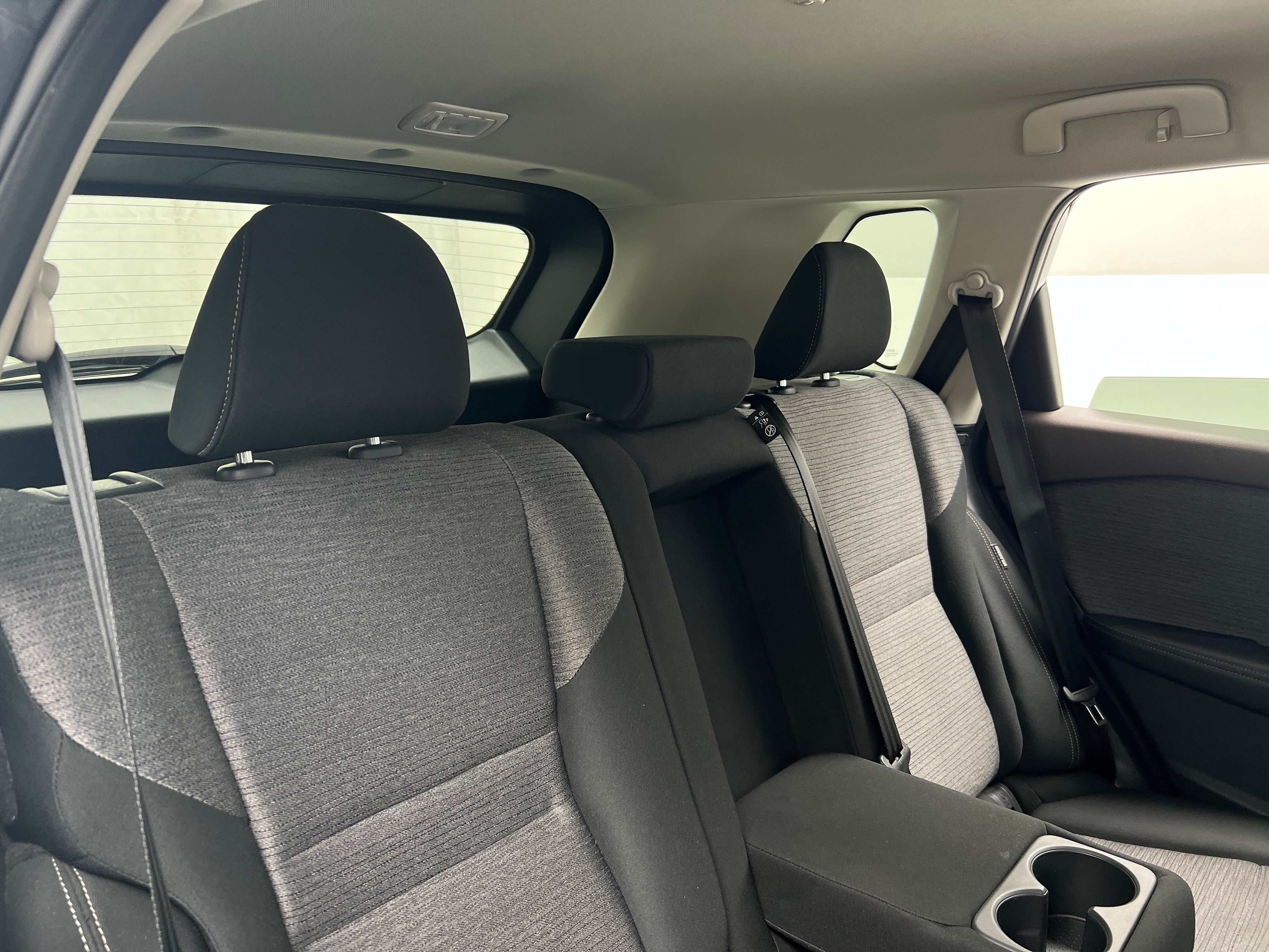 2023 Nissan Rogue SV 6