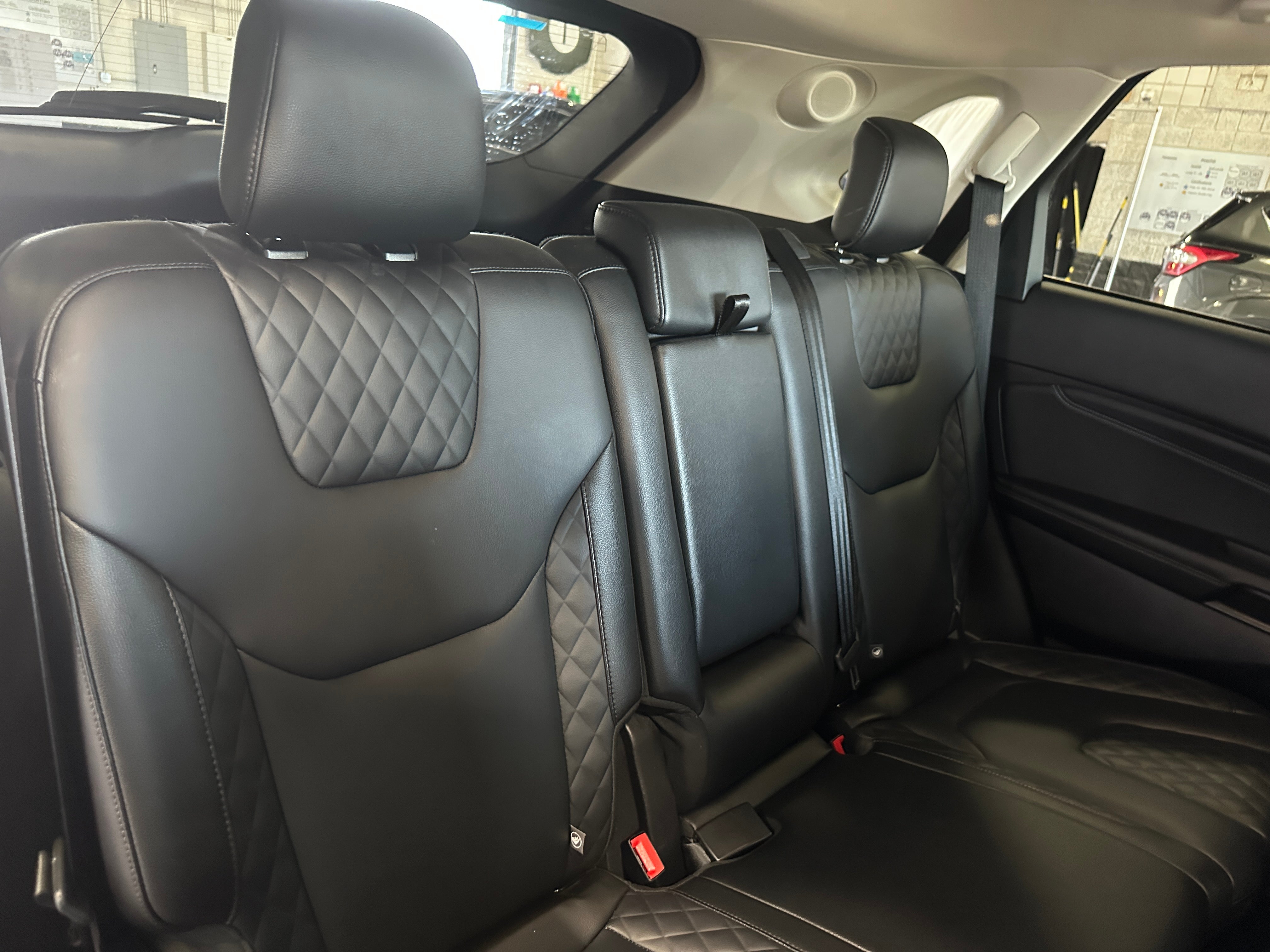 2024 Ford Edge Titanium 5