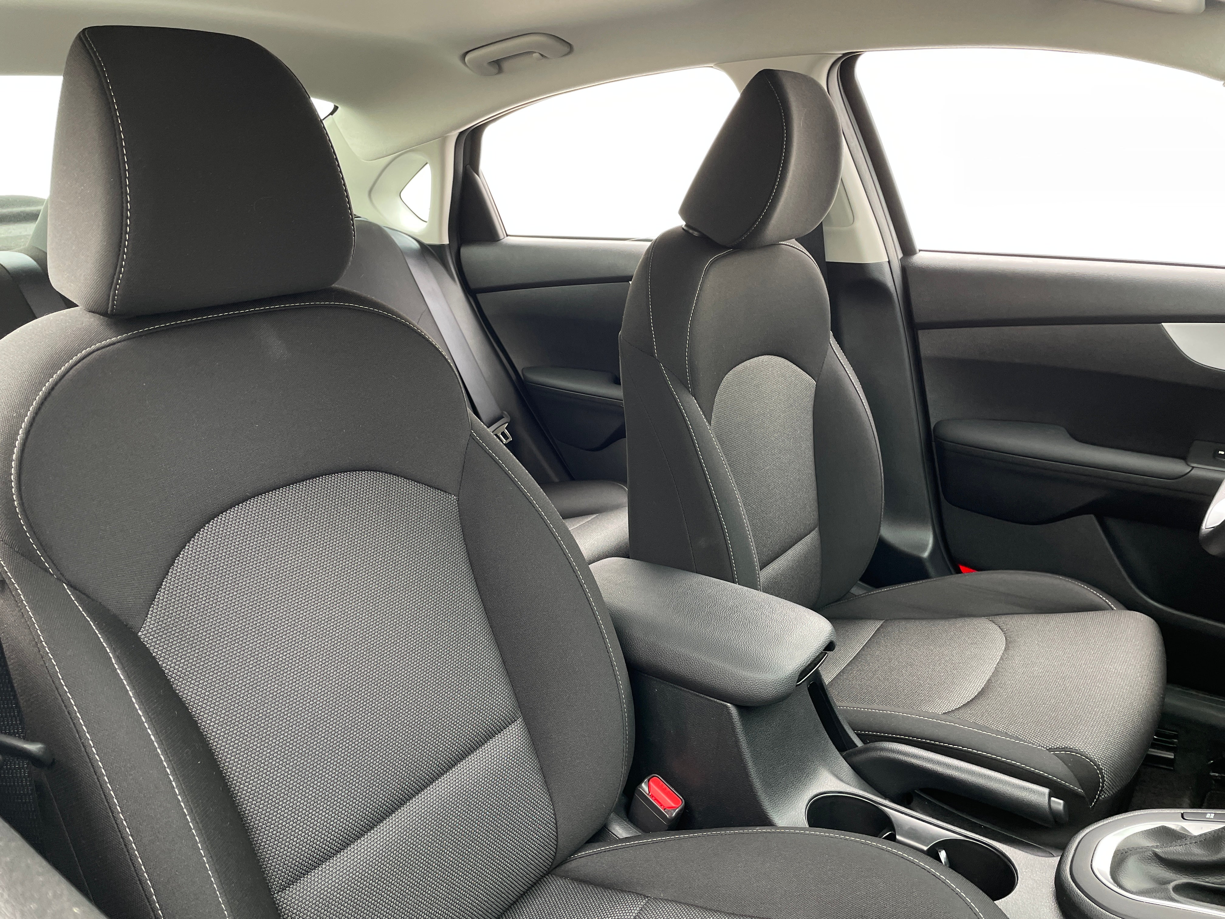 2024 Kia Forte LXS 2