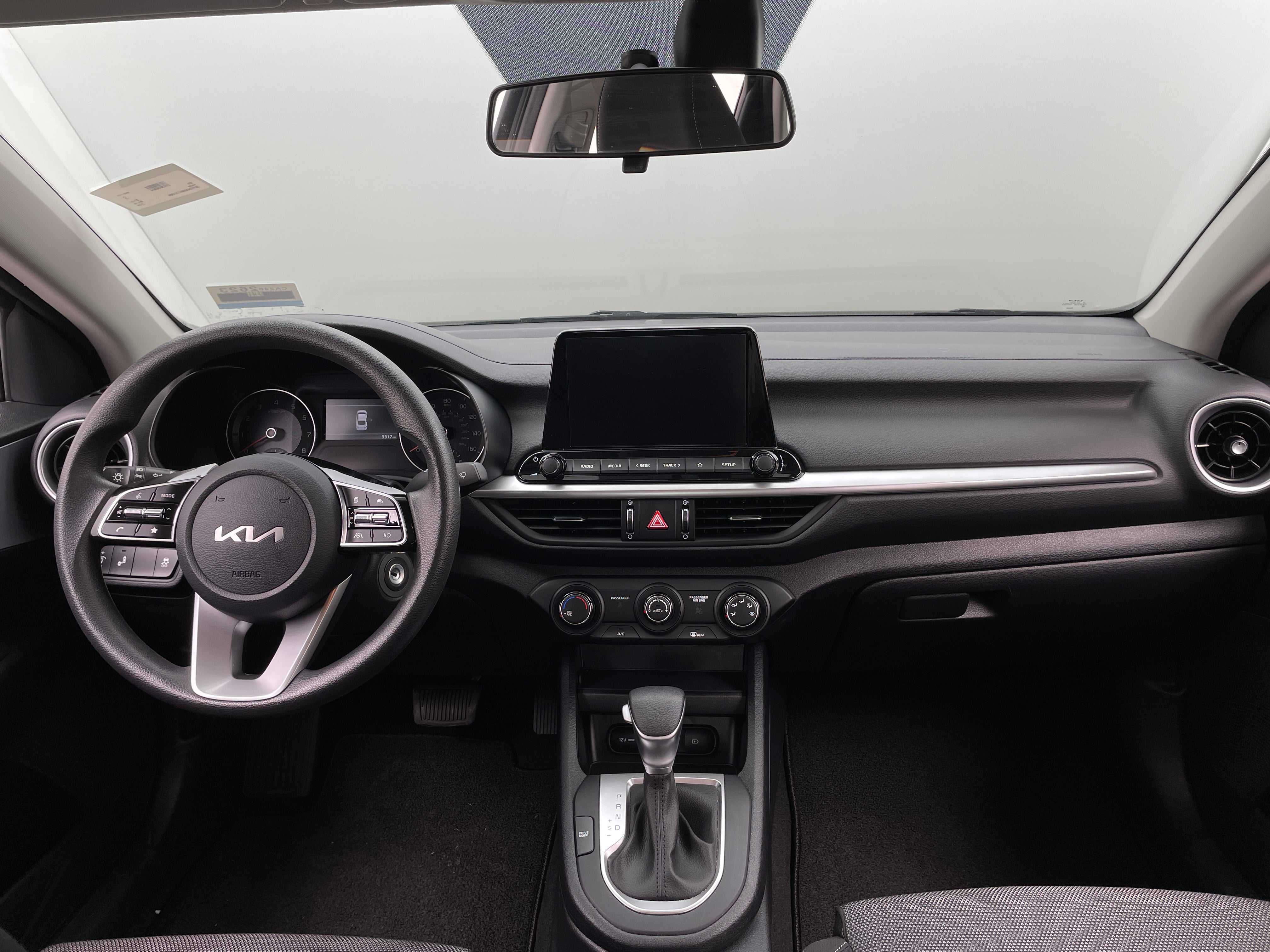 2024 Kia Forte LXS 3