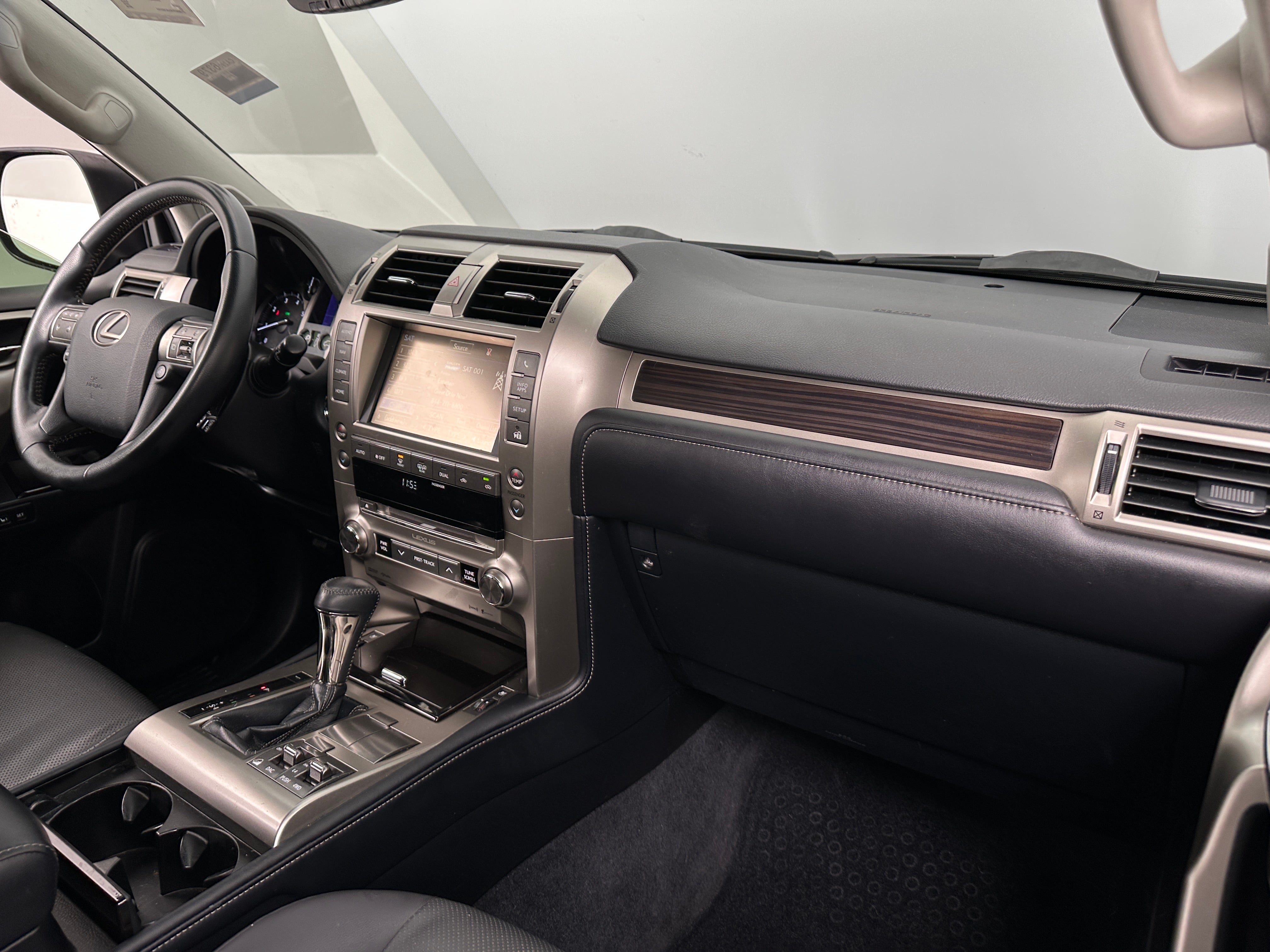 2018 Lexus GX 460 3