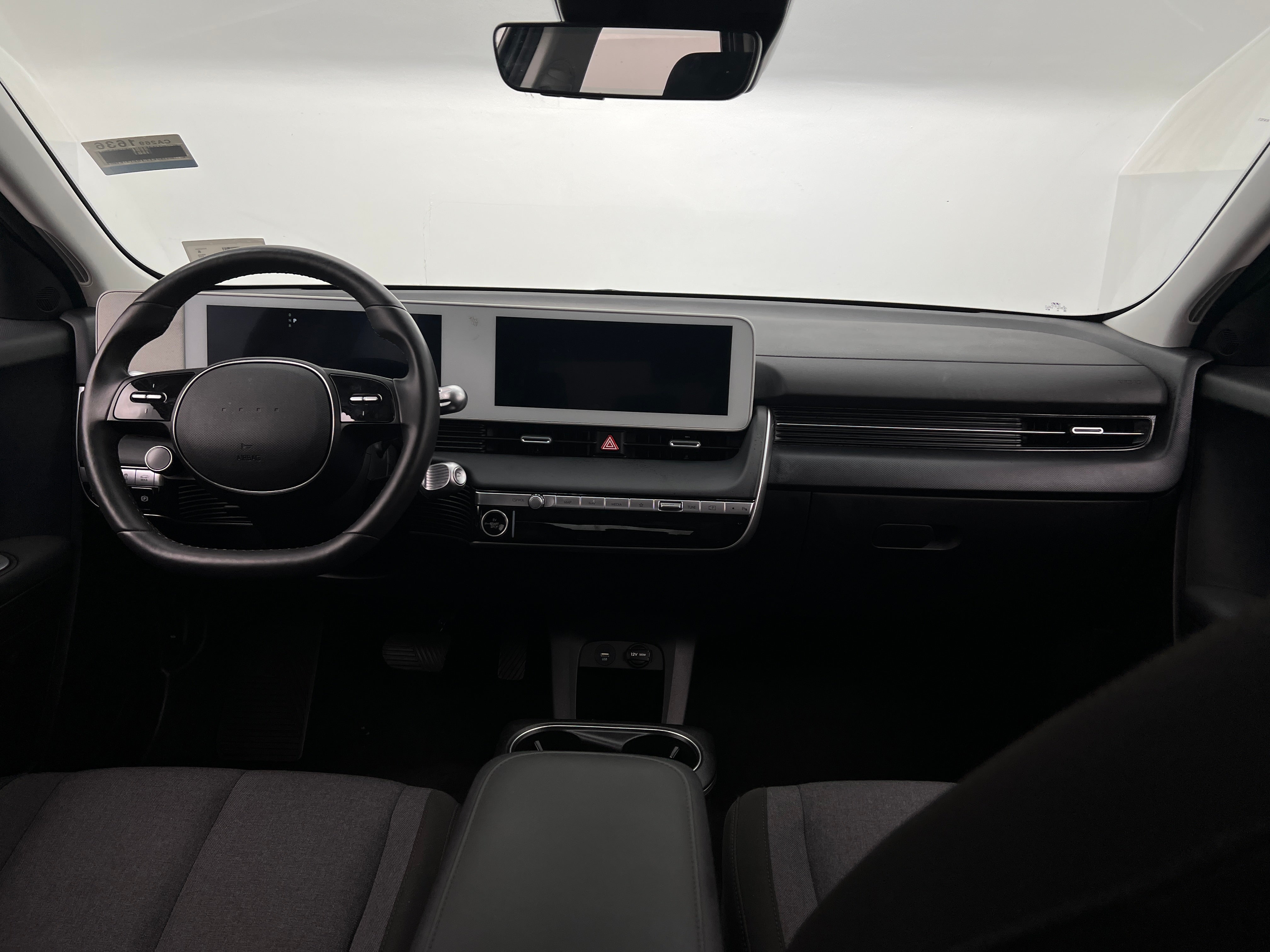 2024 Hyundai Ioniq 5 SEL 3