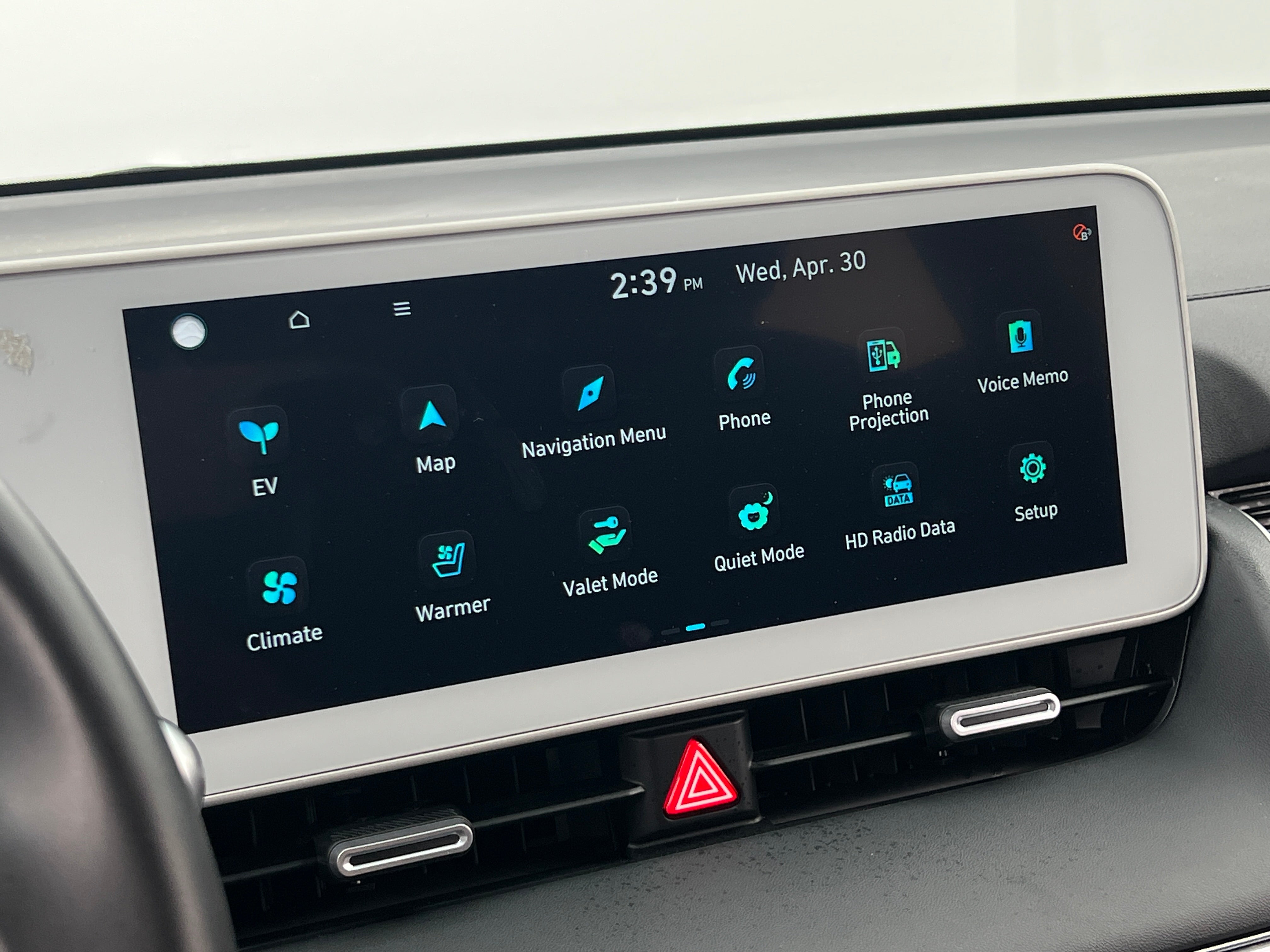 2024 Hyundai Ioniq 5 SEL 4