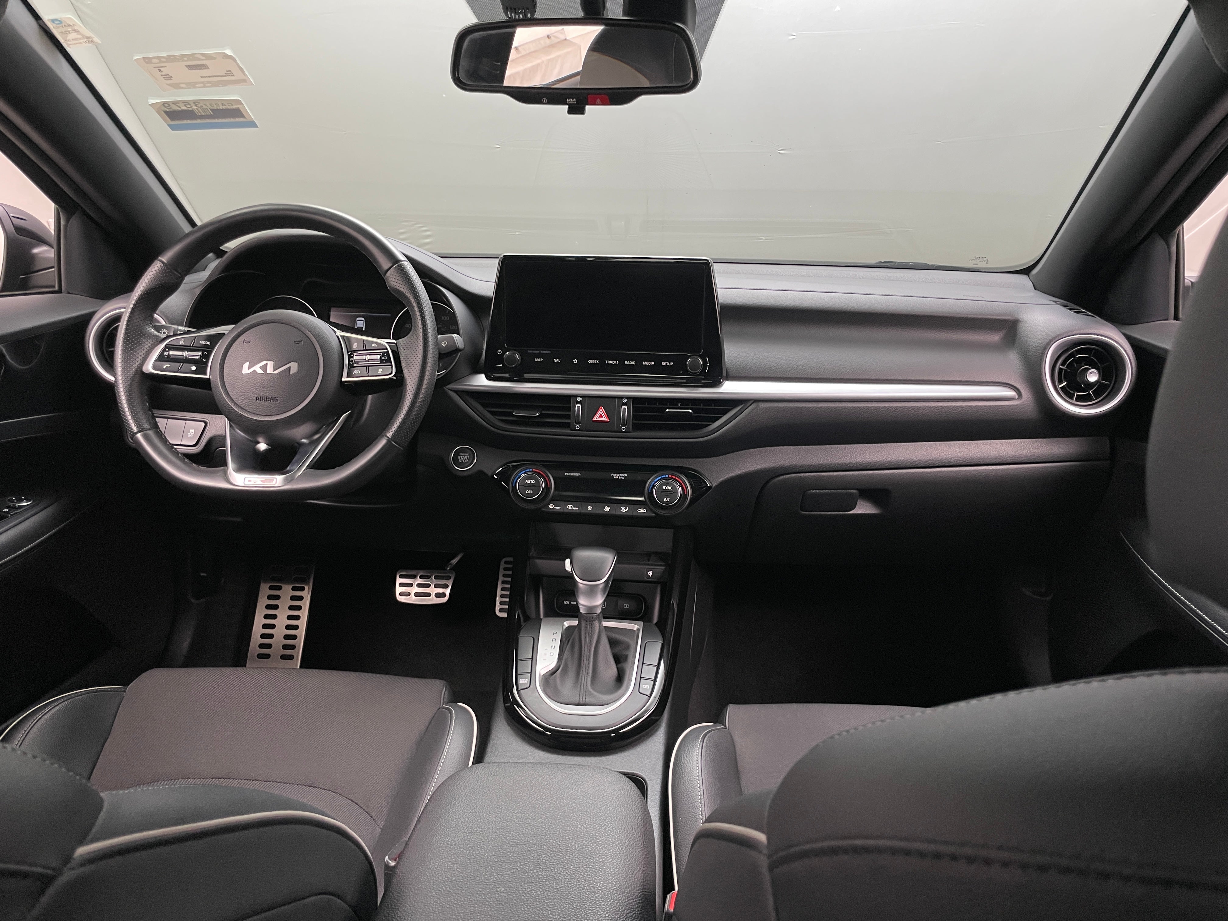 2023 Kia Forte GT-Line 2