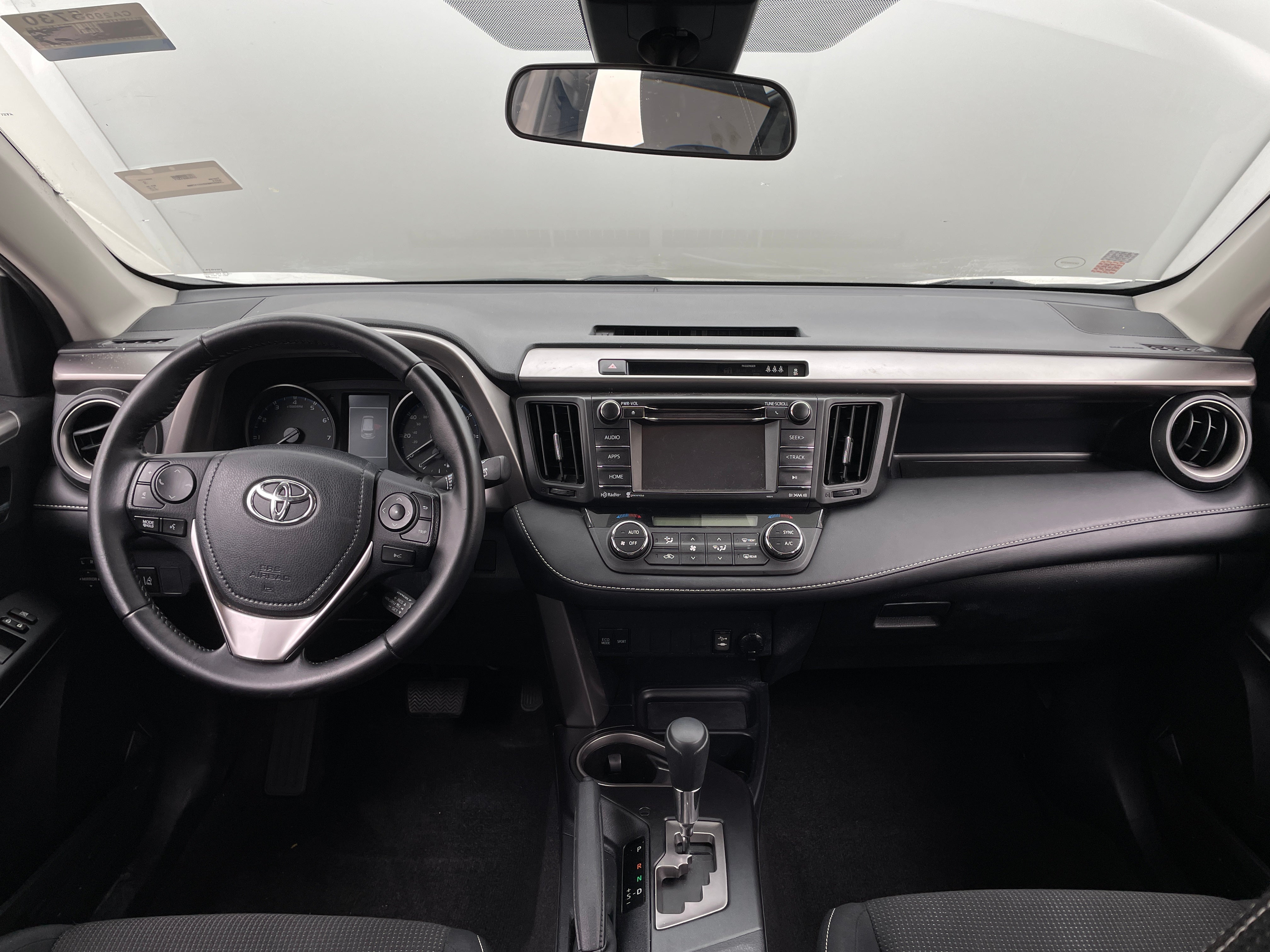 2017 Toyota RAV4 XLE 3