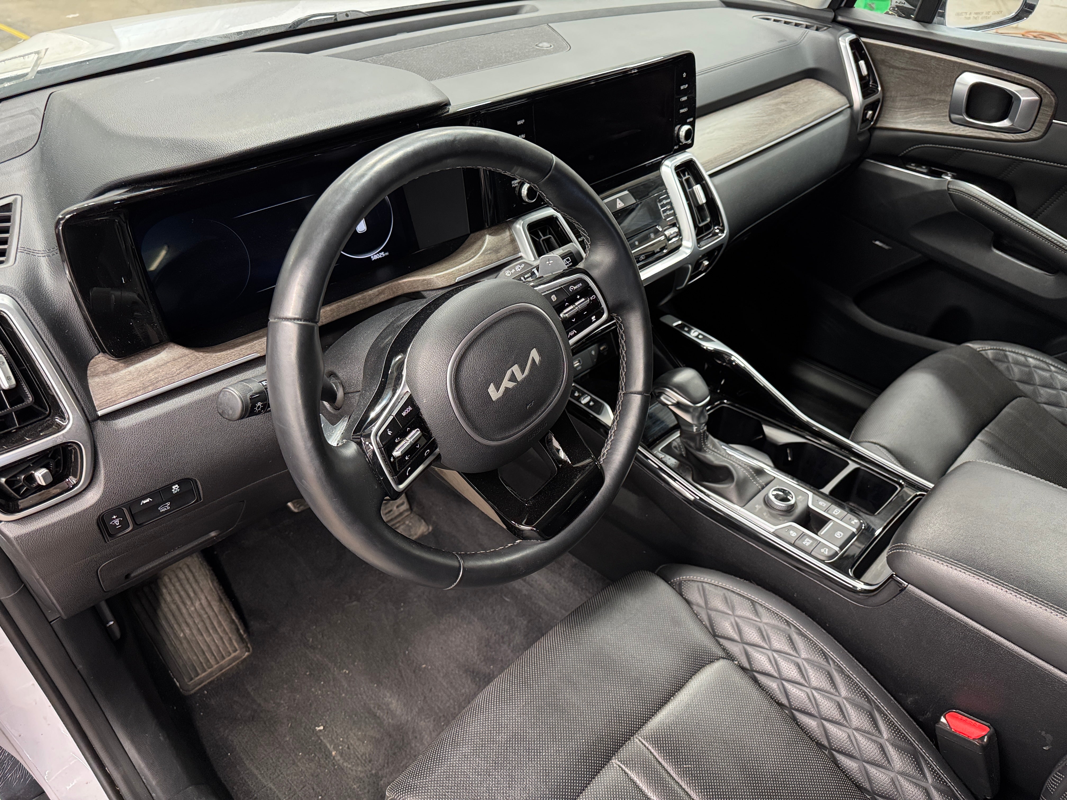 2022 Kia Sorento X-Line S 2