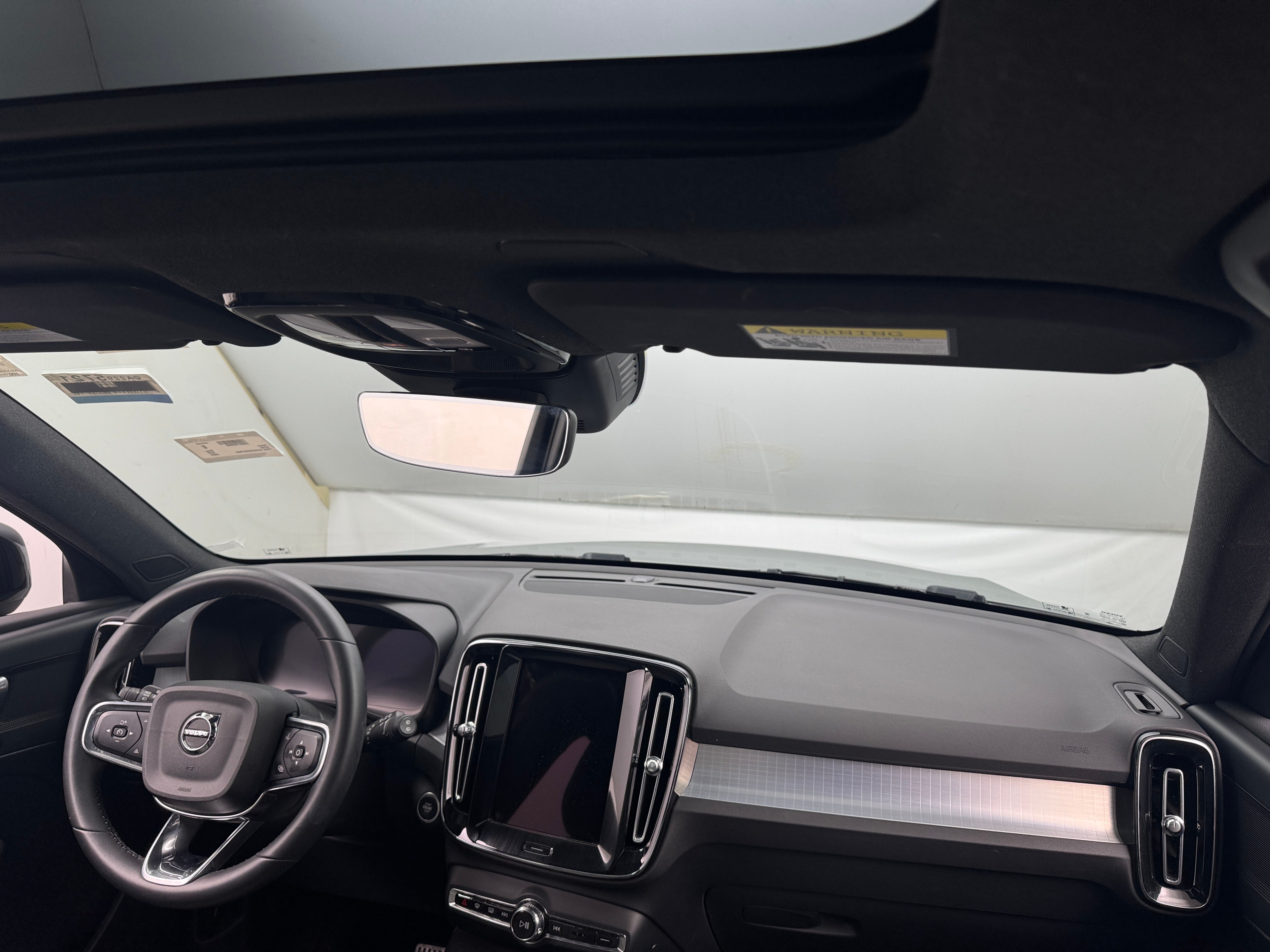 2024 Volvo XC40 B5 Core 3