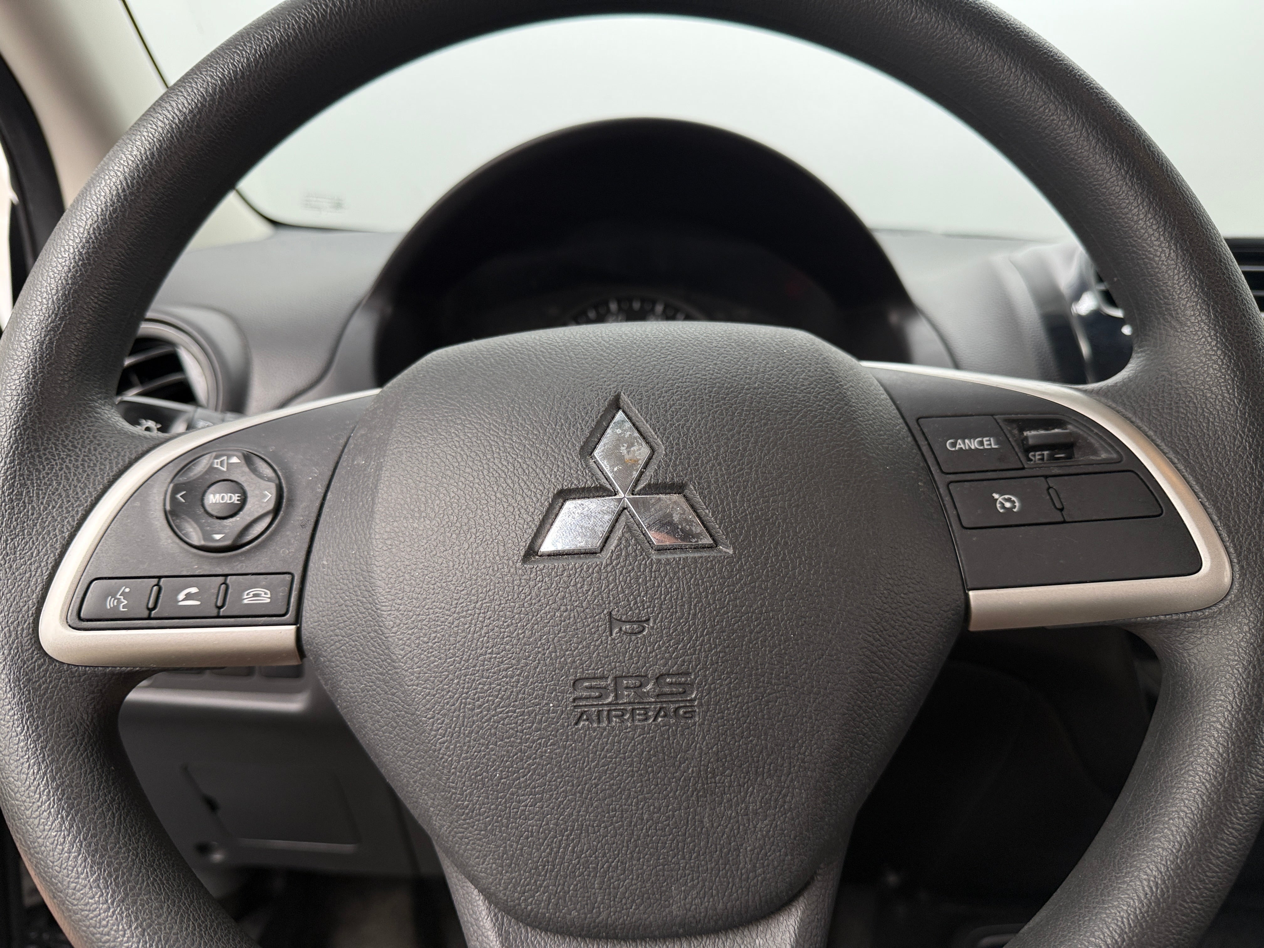 2023 Mitsubishi Mirage ES 5