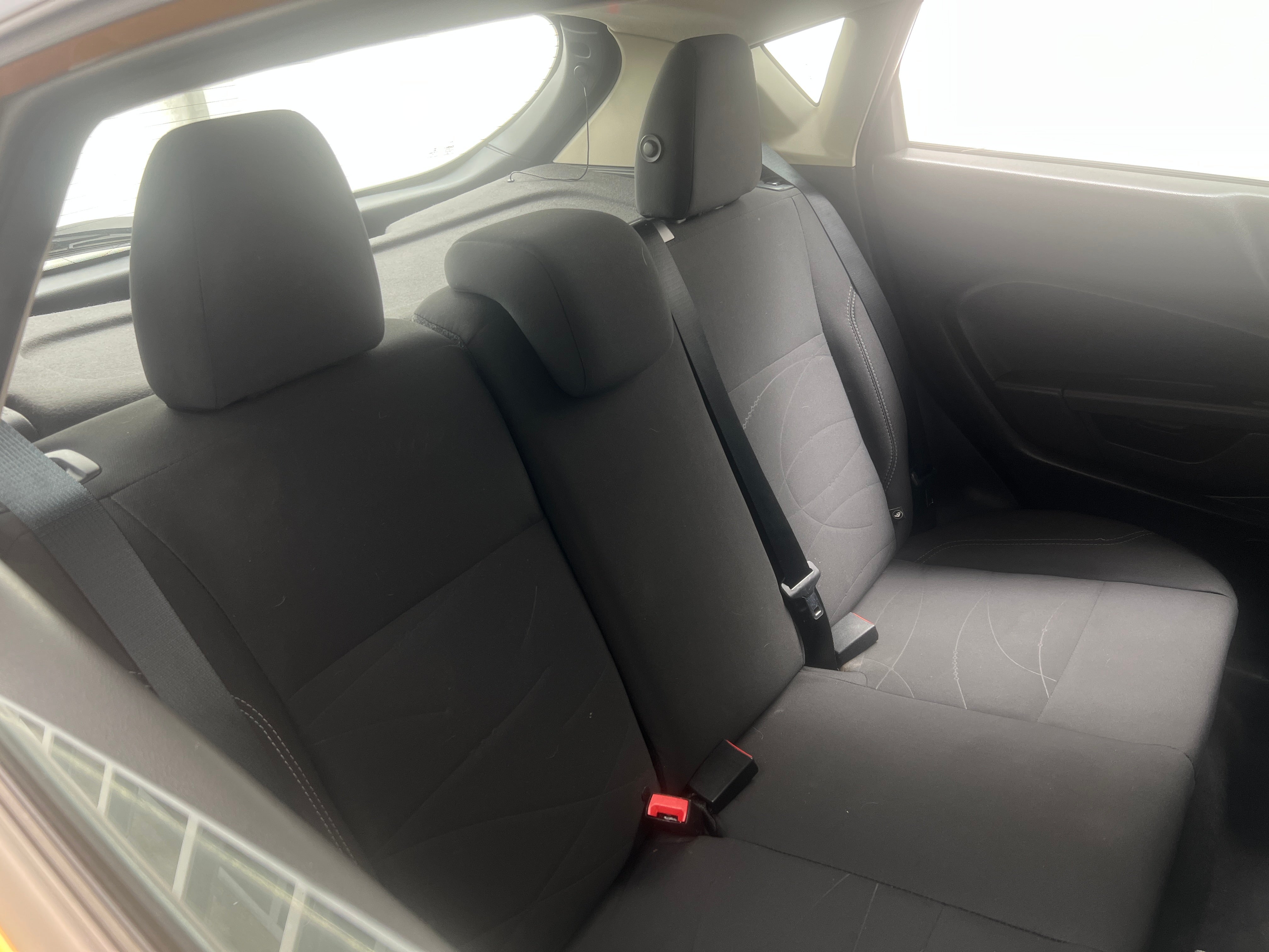 2016 Ford Fiesta SE 6