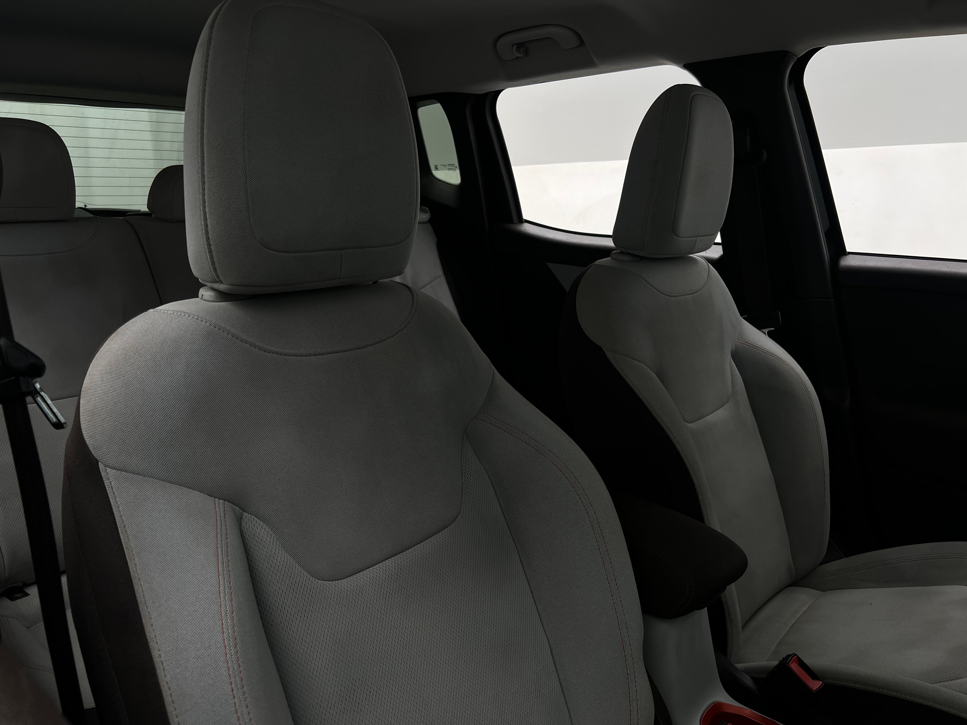 2016 Jeep Renegade Latitude 2