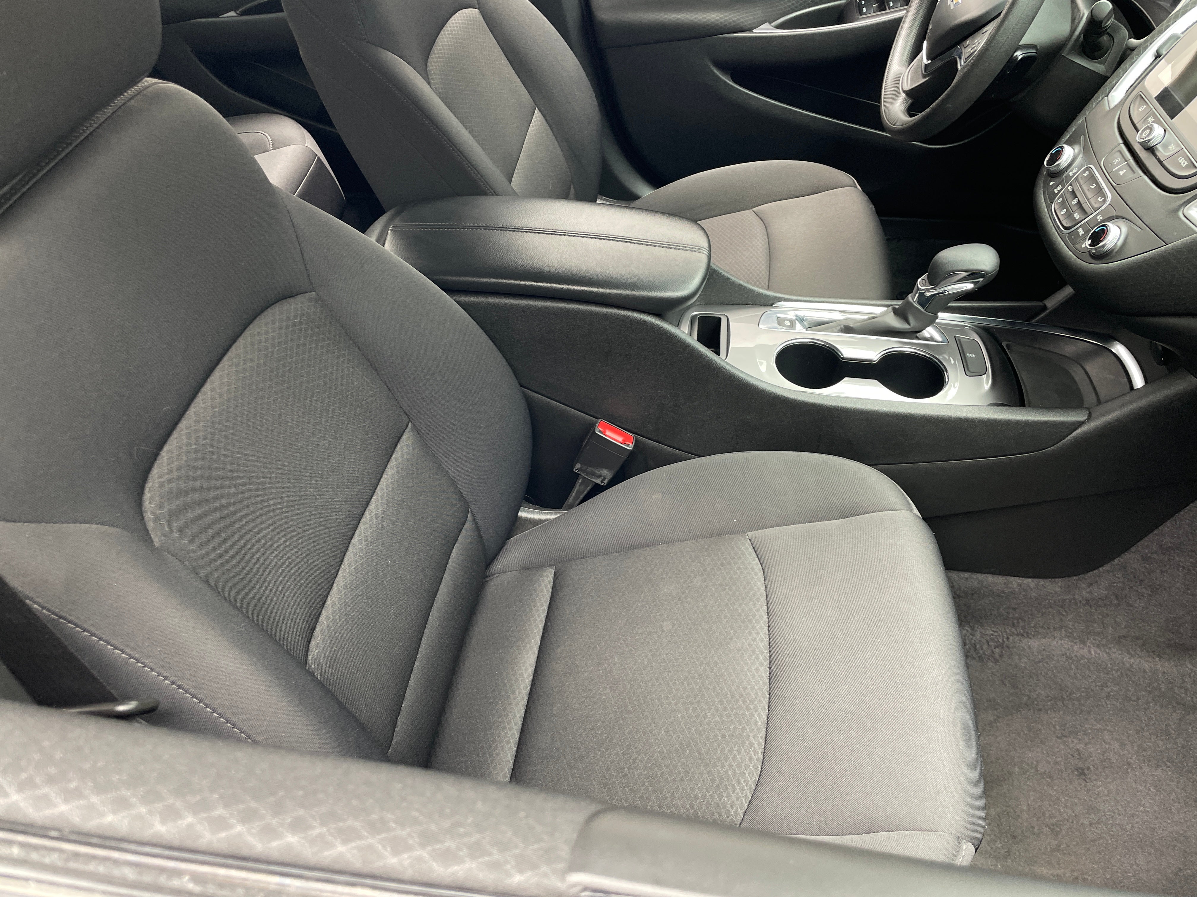 2023 Chevrolet Malibu LT 2