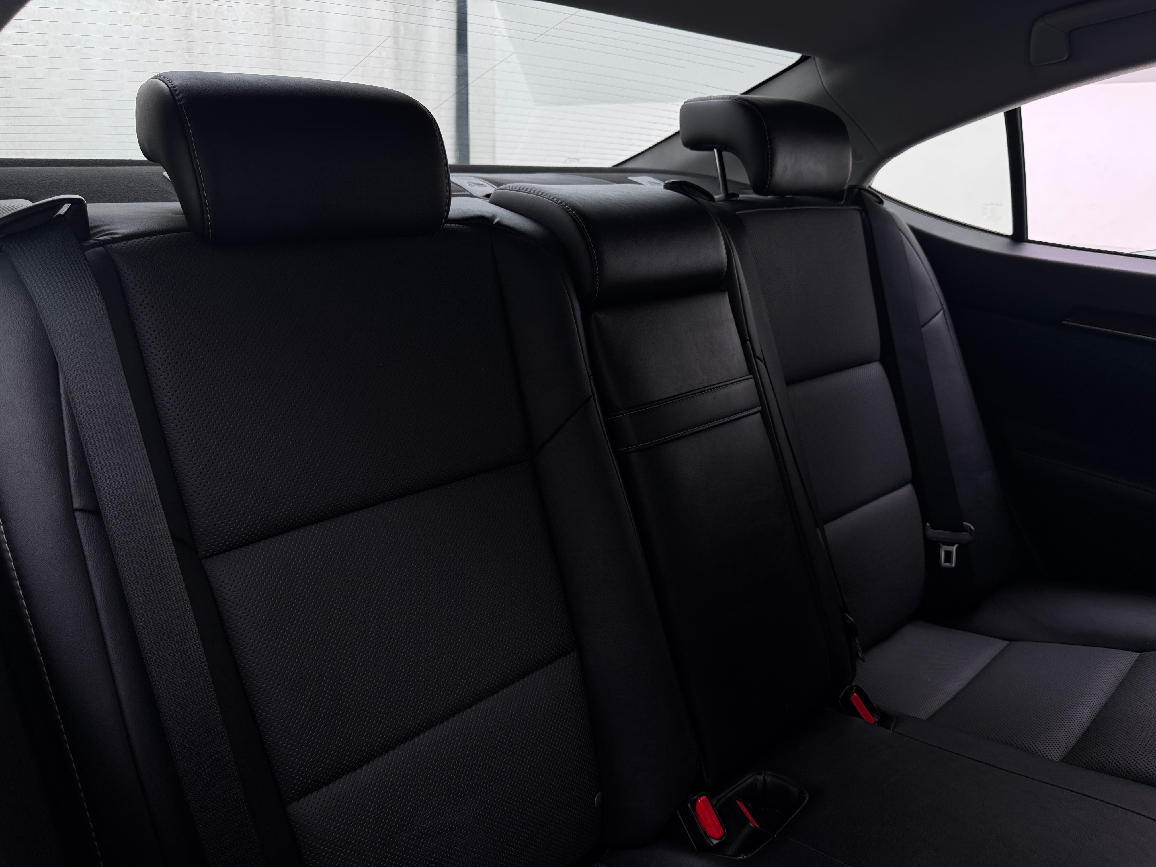 2017 Lexus ES 350 5