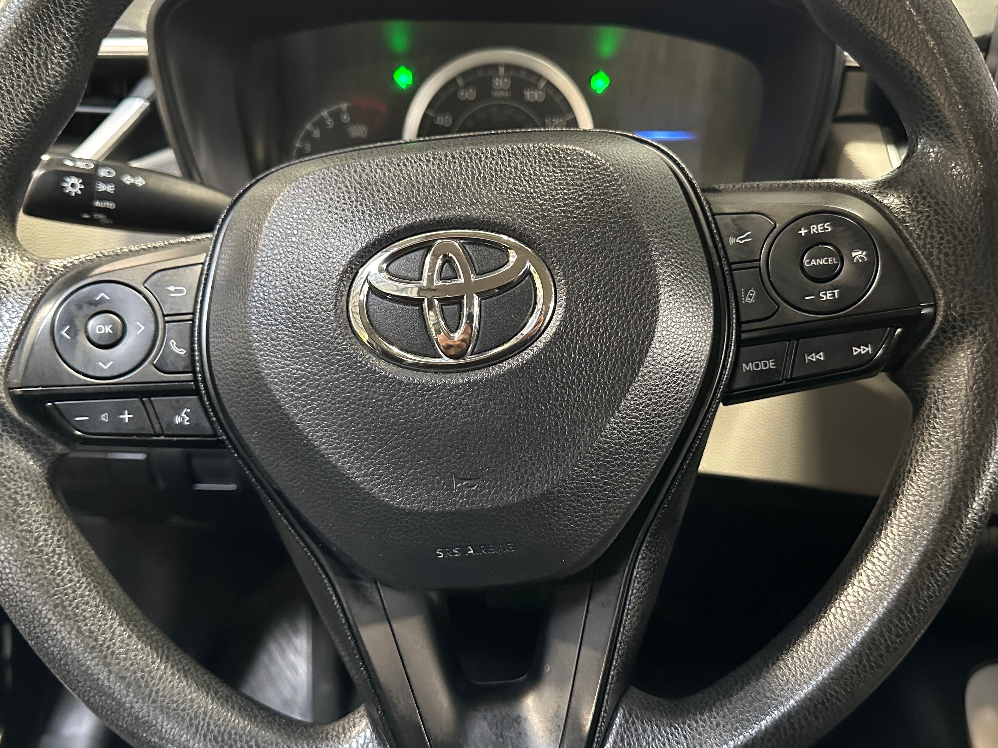 2022 Toyota Corolla LE 5